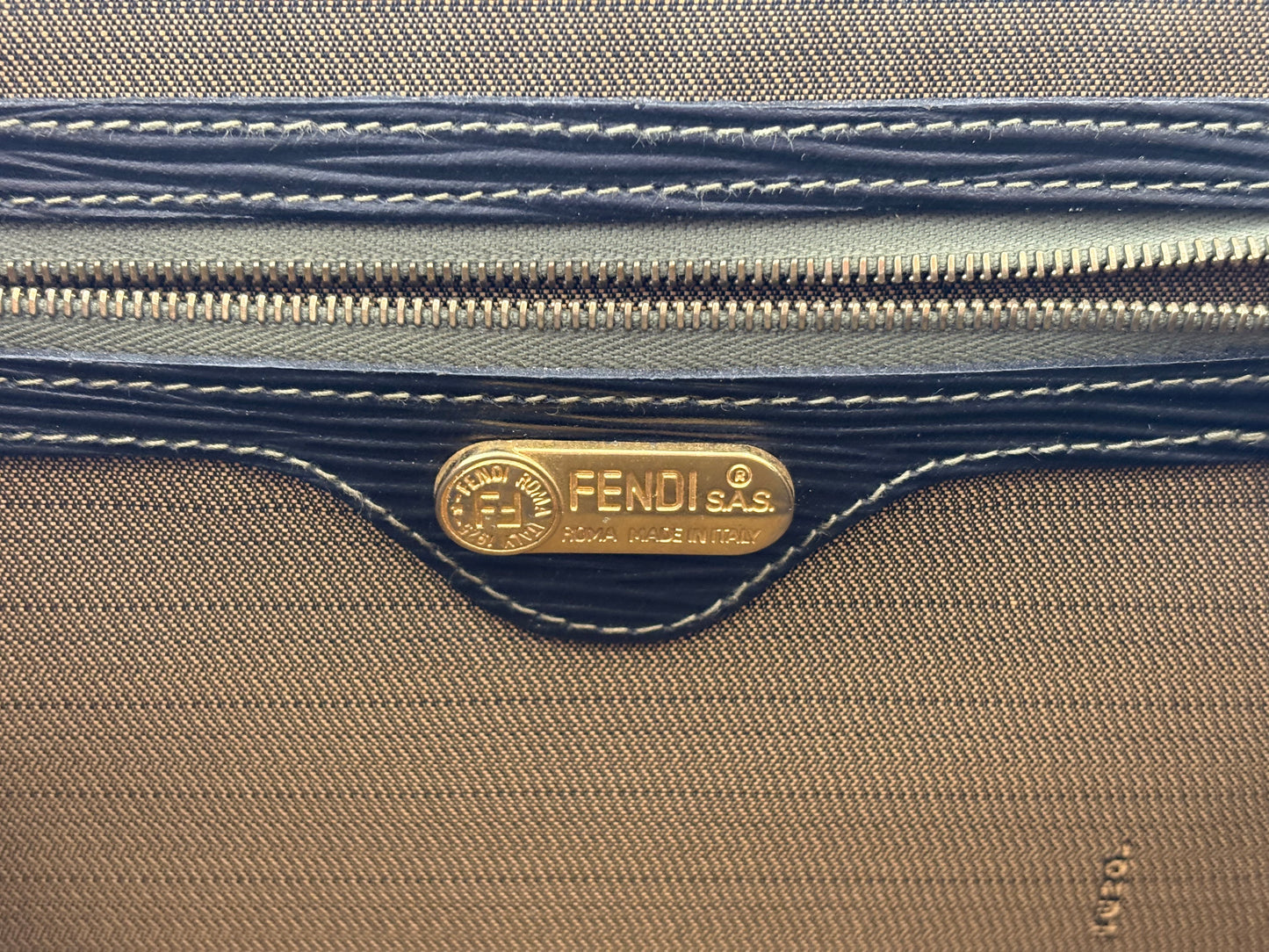 018105 - Fendi Brown Zucca