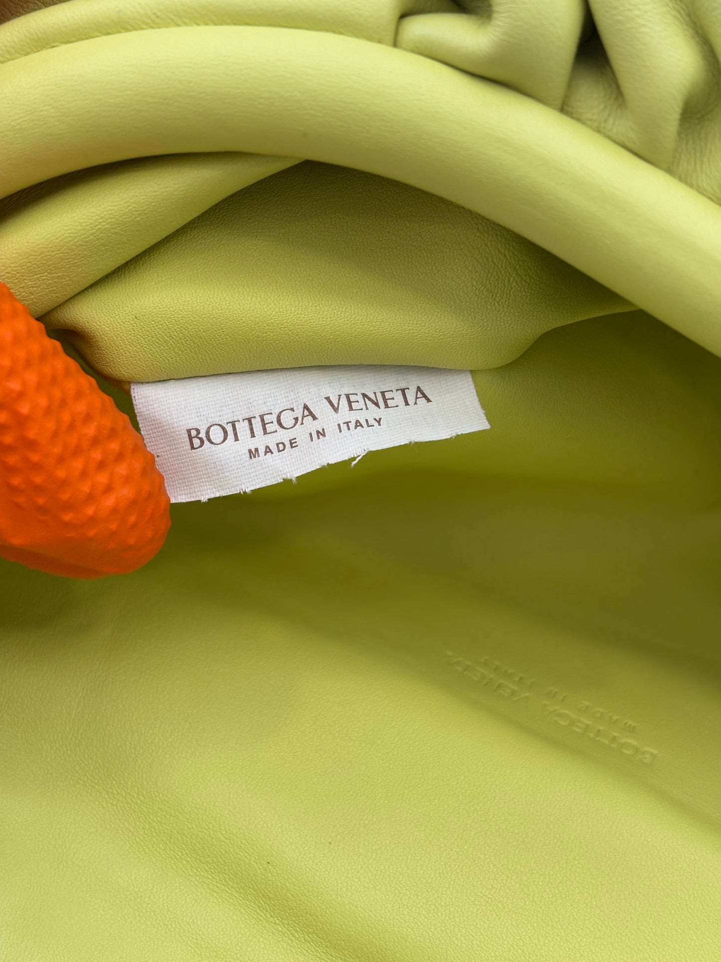 383654 - Bottega Veneta The Pouch