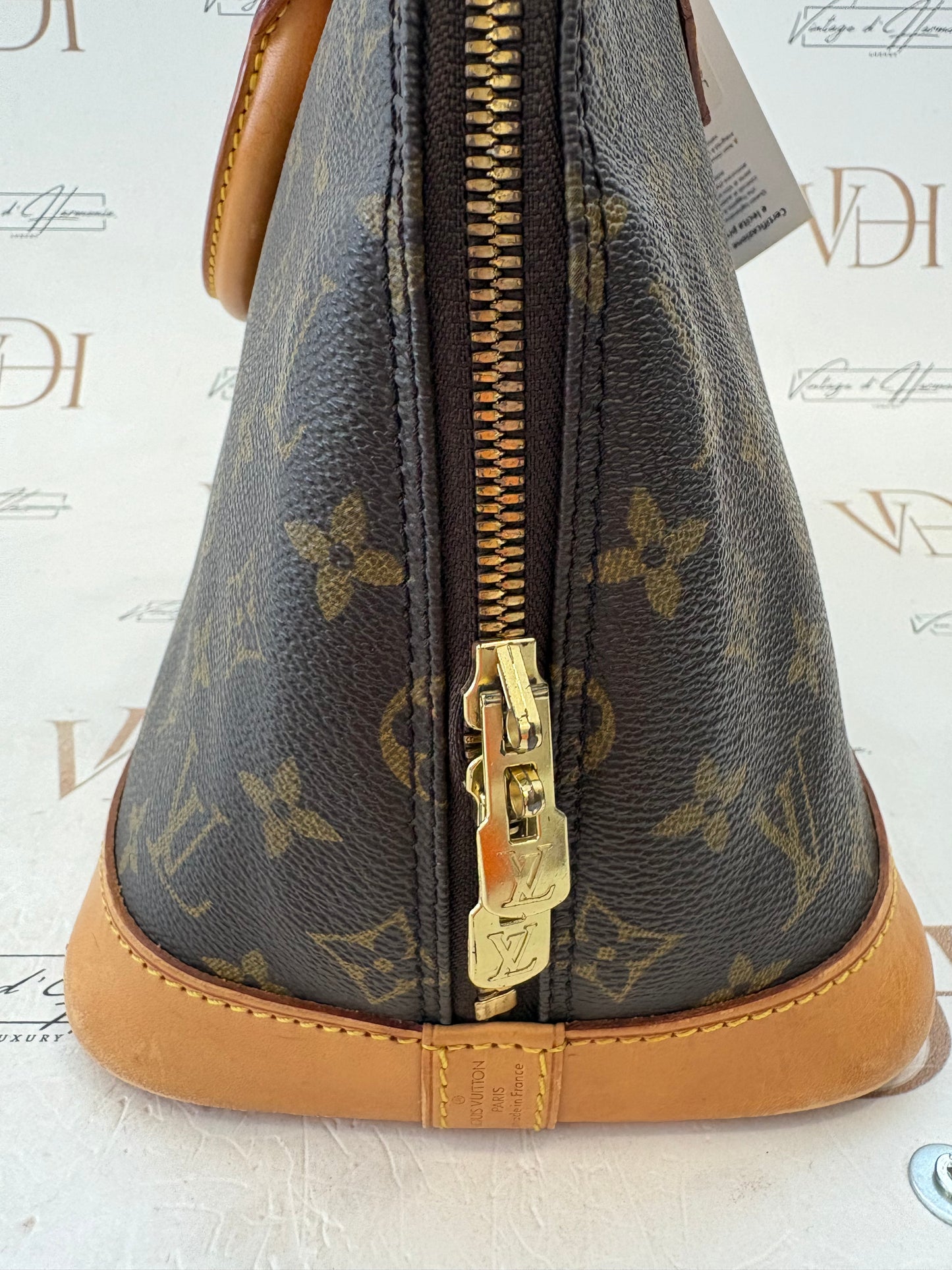 018111 - Louis Vuitton Alma