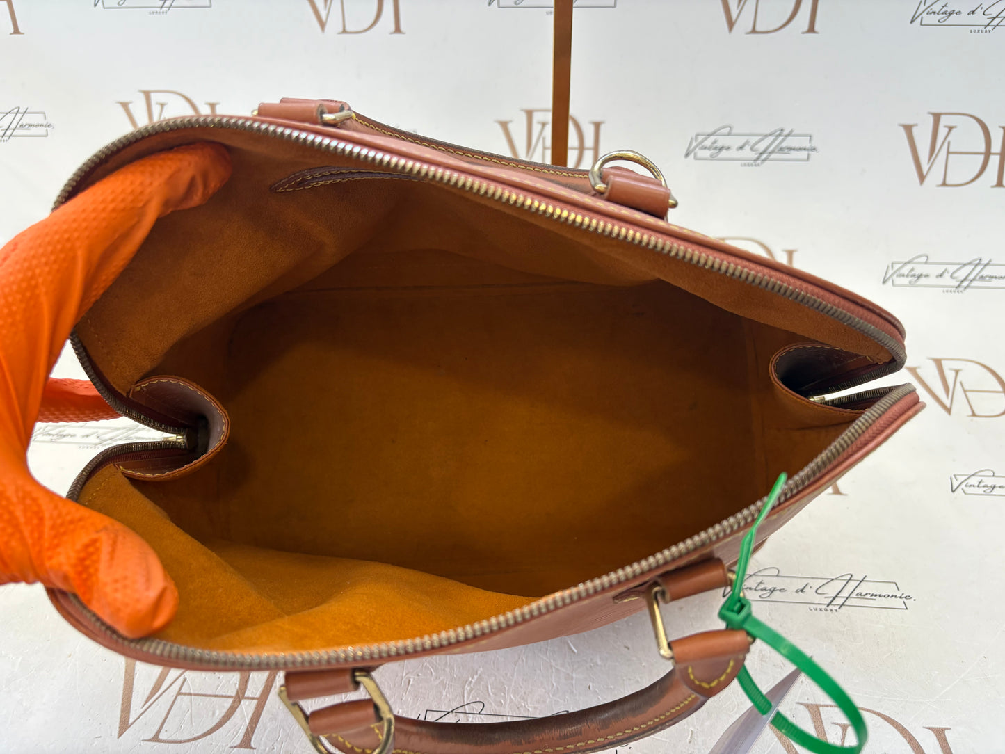 017109 - Louis Vuitton Alma