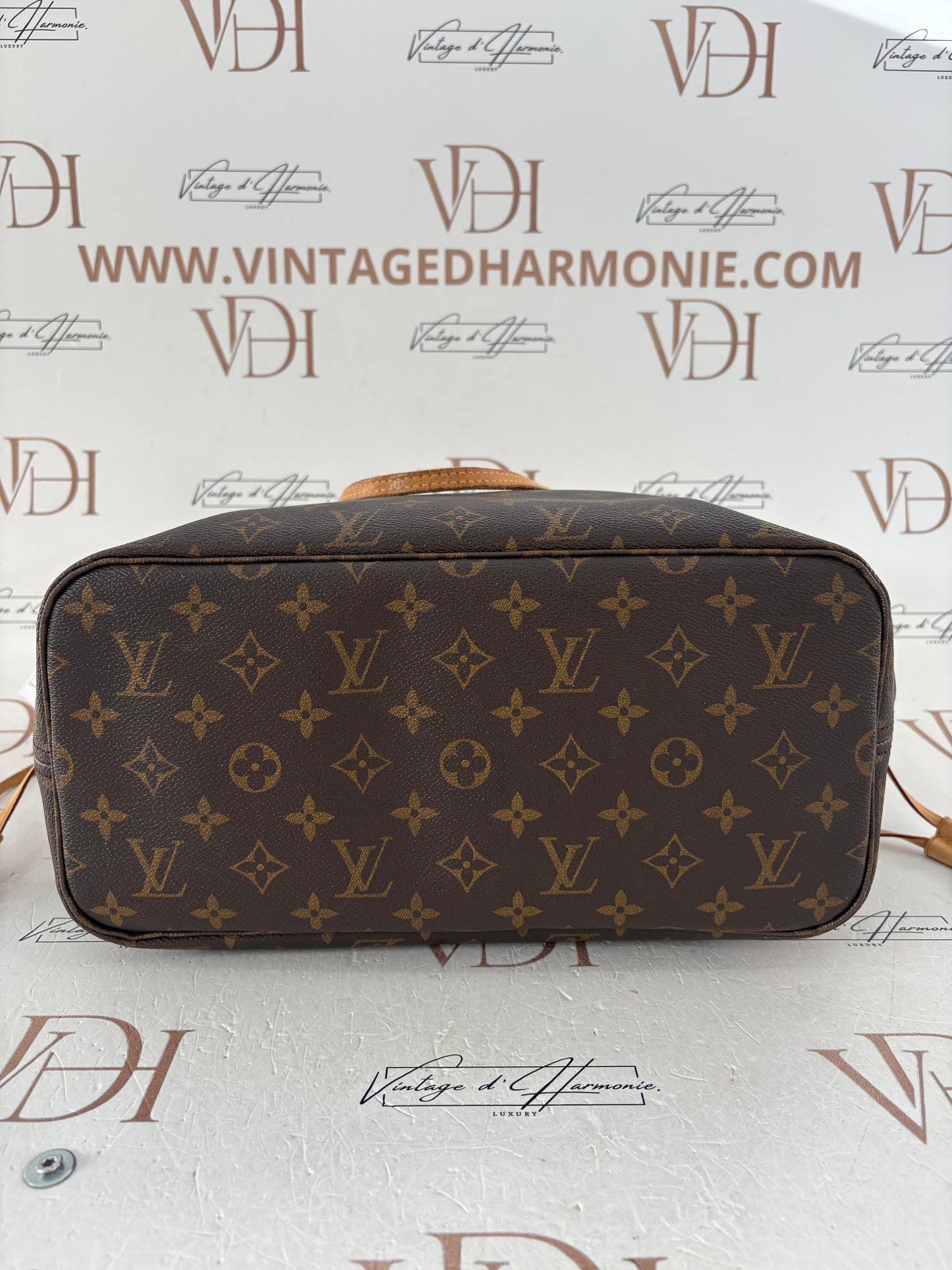 018588 - Louis Vuitton Neverfull MM