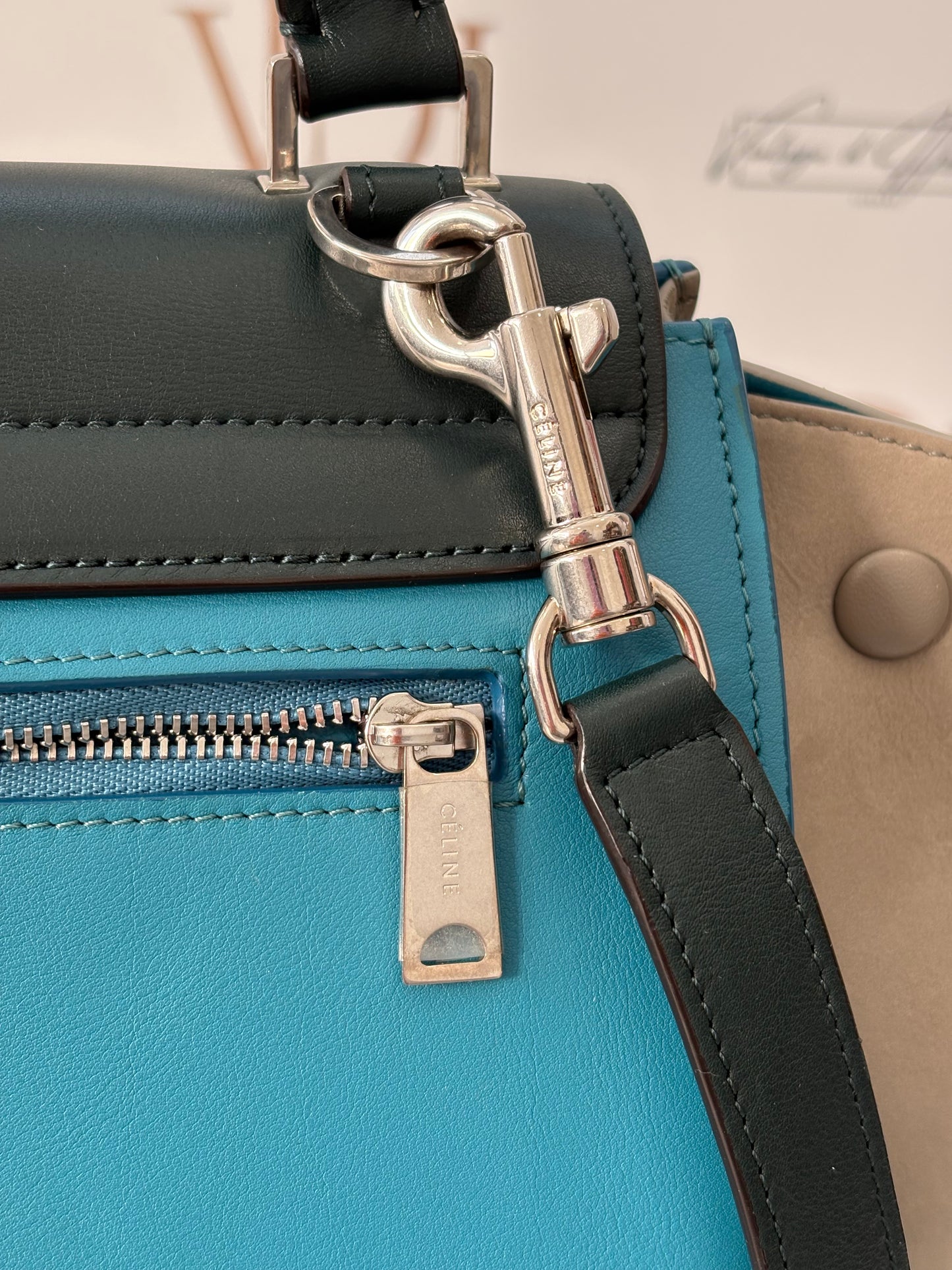 383732 - Céline Trapeze