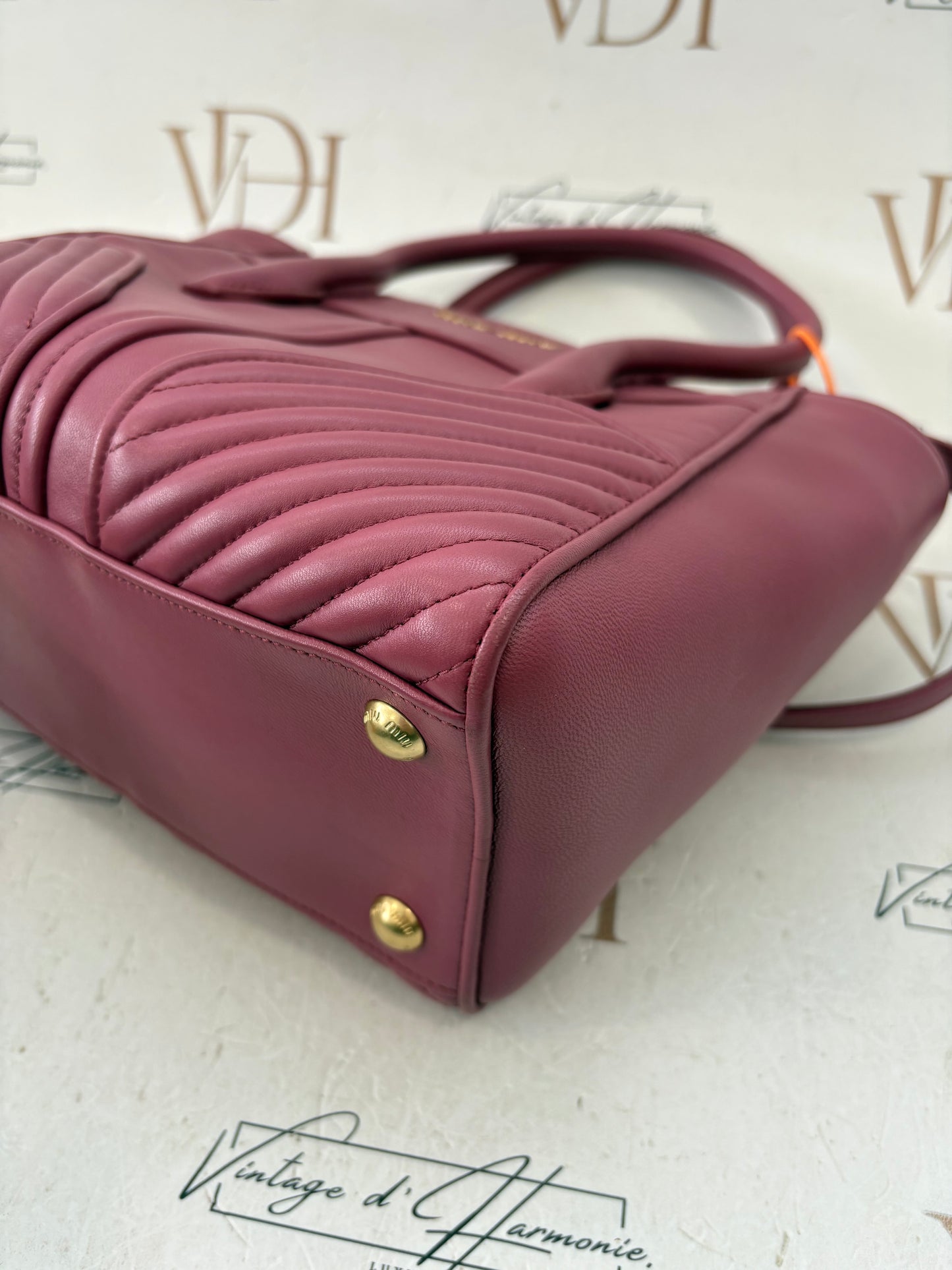 384327 - Miu Miu