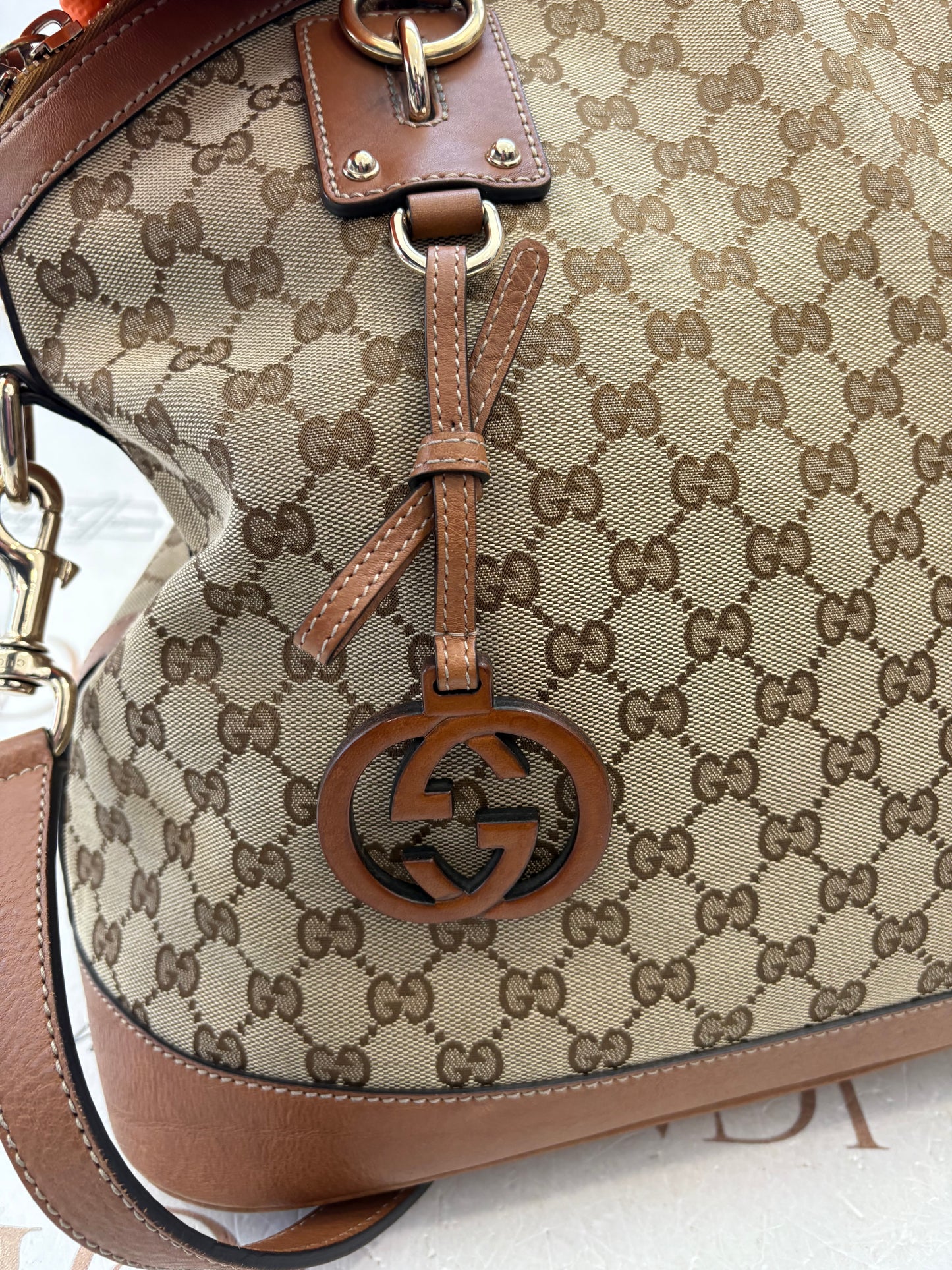 384284 - Gucci Tote