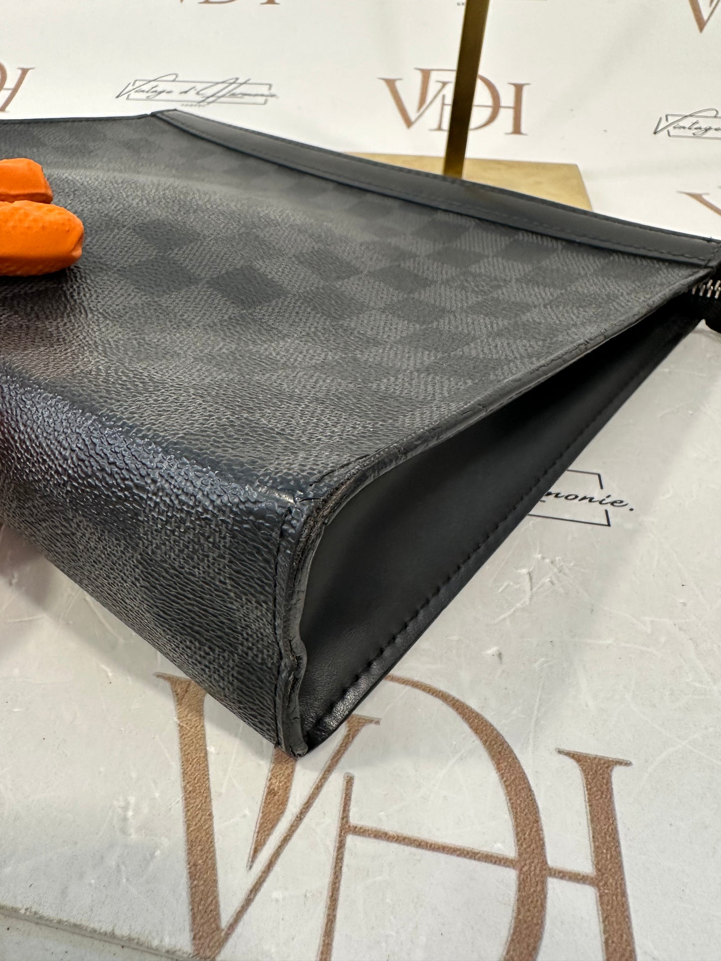 382561 - Louis Vuitton Pochette Voyage