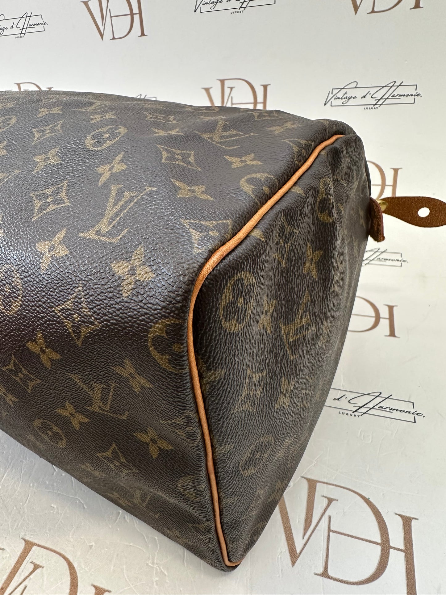 017682 - Louis Vuitton Speedy 40