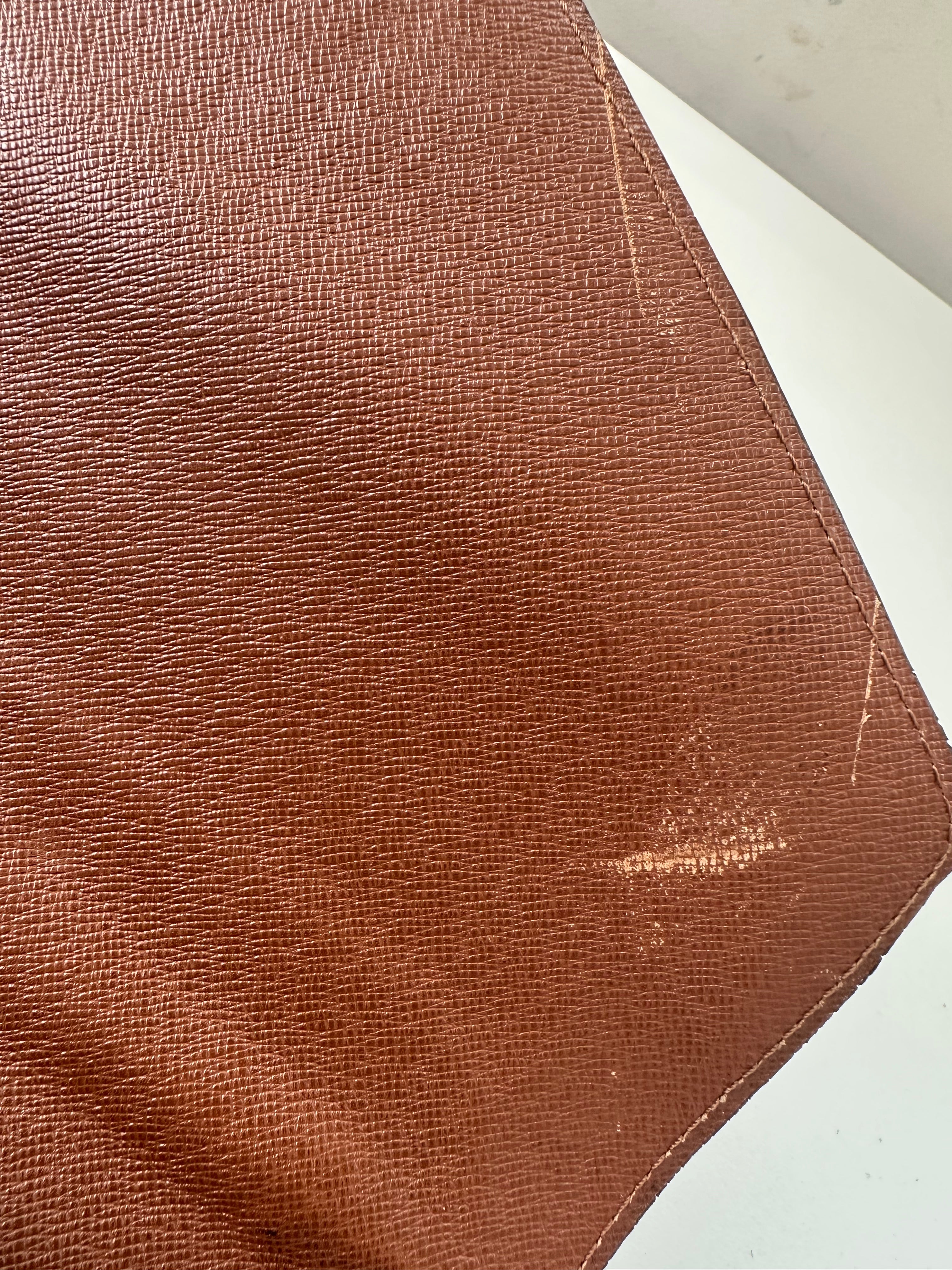 Louis Vuitton Monceau 28