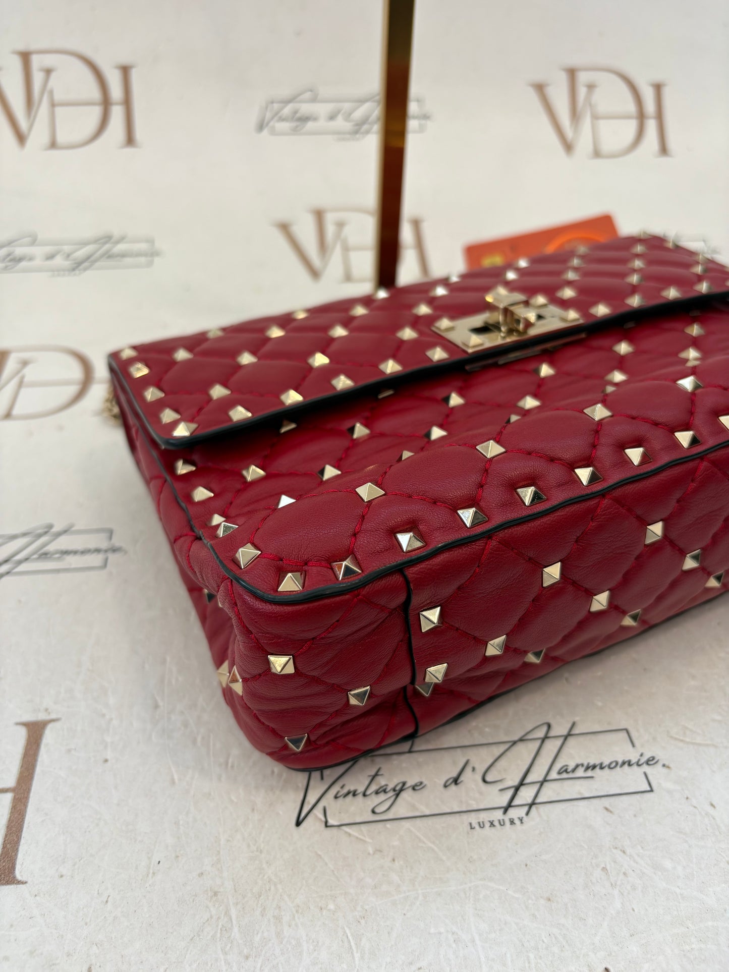 201122 - Valentino Rockstud Spike