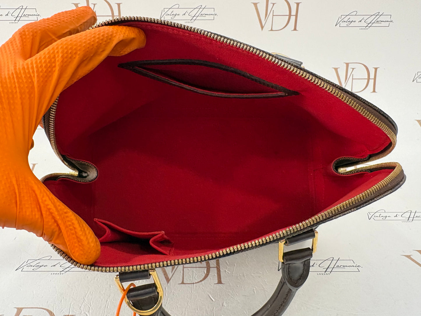 017861 - Louis Vuitton Alma Damier