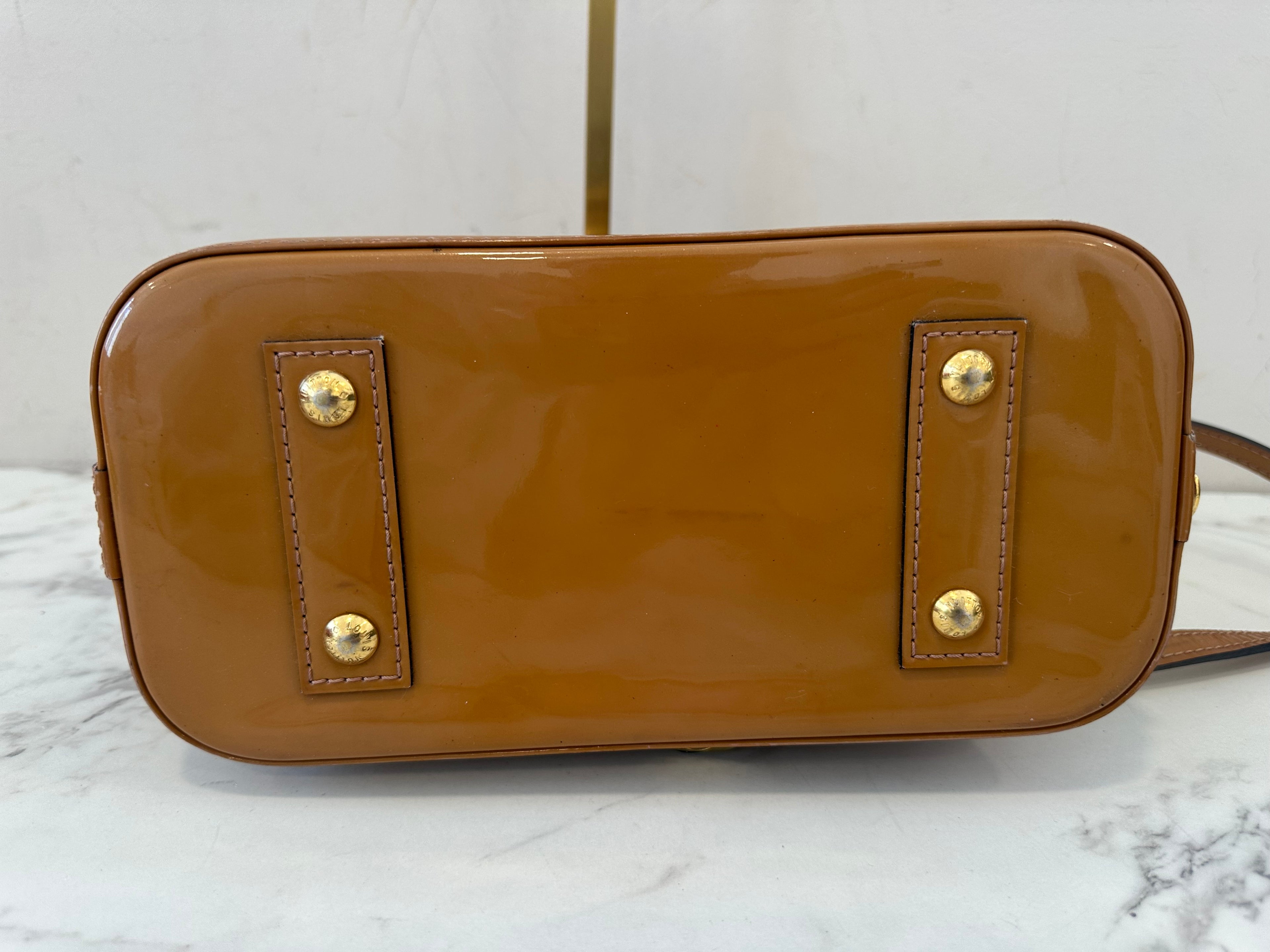 Louis Vuitton Alma BB