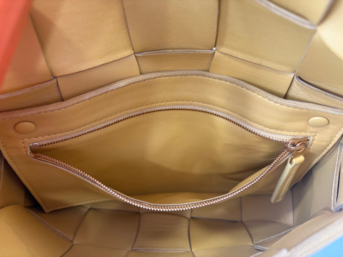 383974 - Bottega Veneta Cassette
