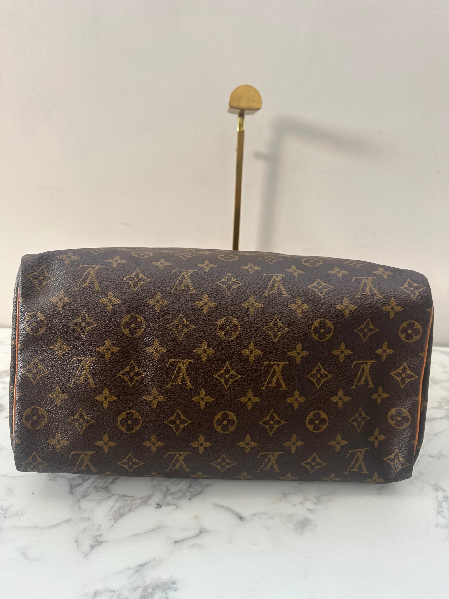 Louis Vuitton Speedy 35