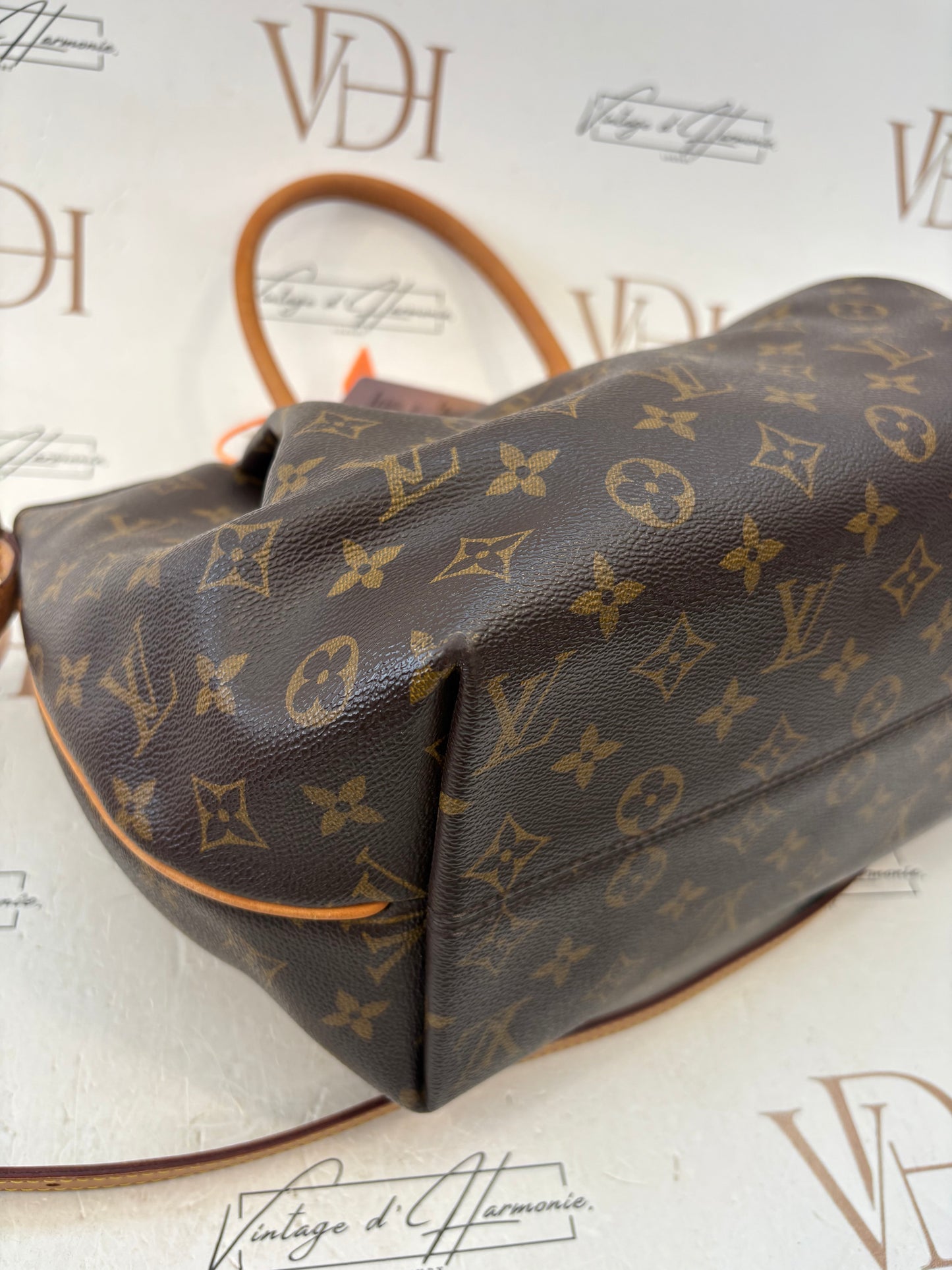 384088 - Louis Vuitton Turenne
