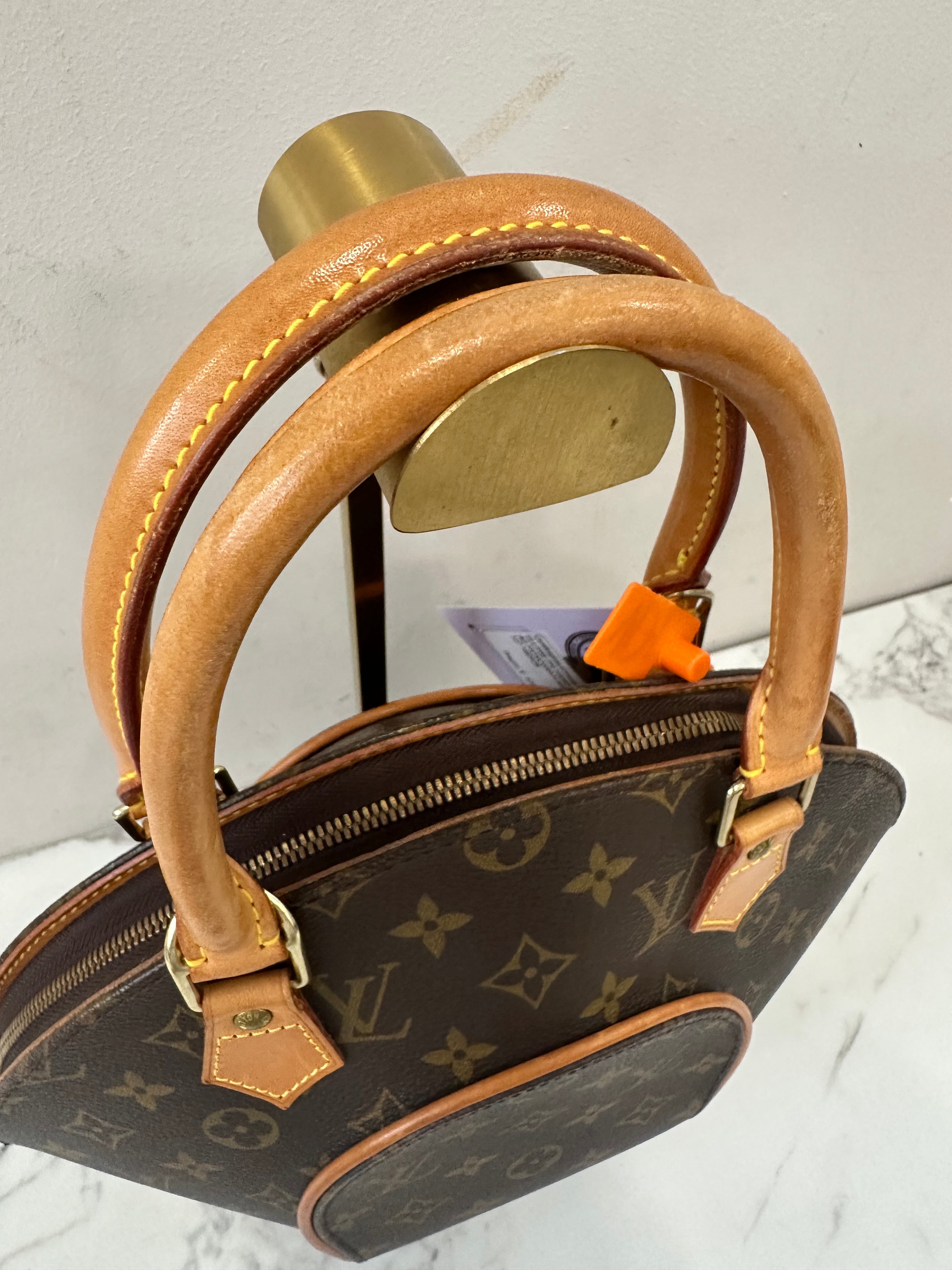 Louis Vuitton Ellipse PM