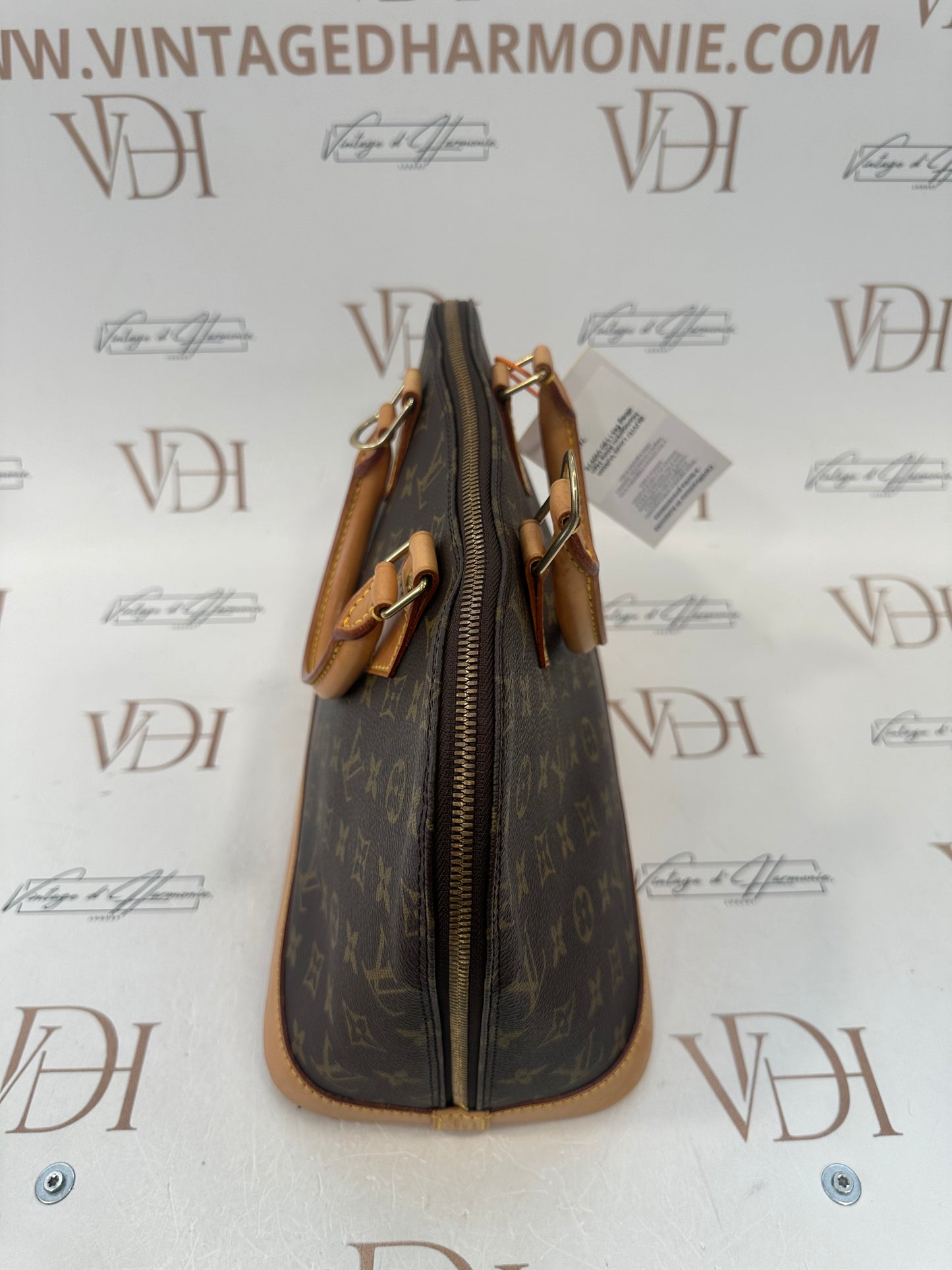 016897 - Louis Vuitton Alma