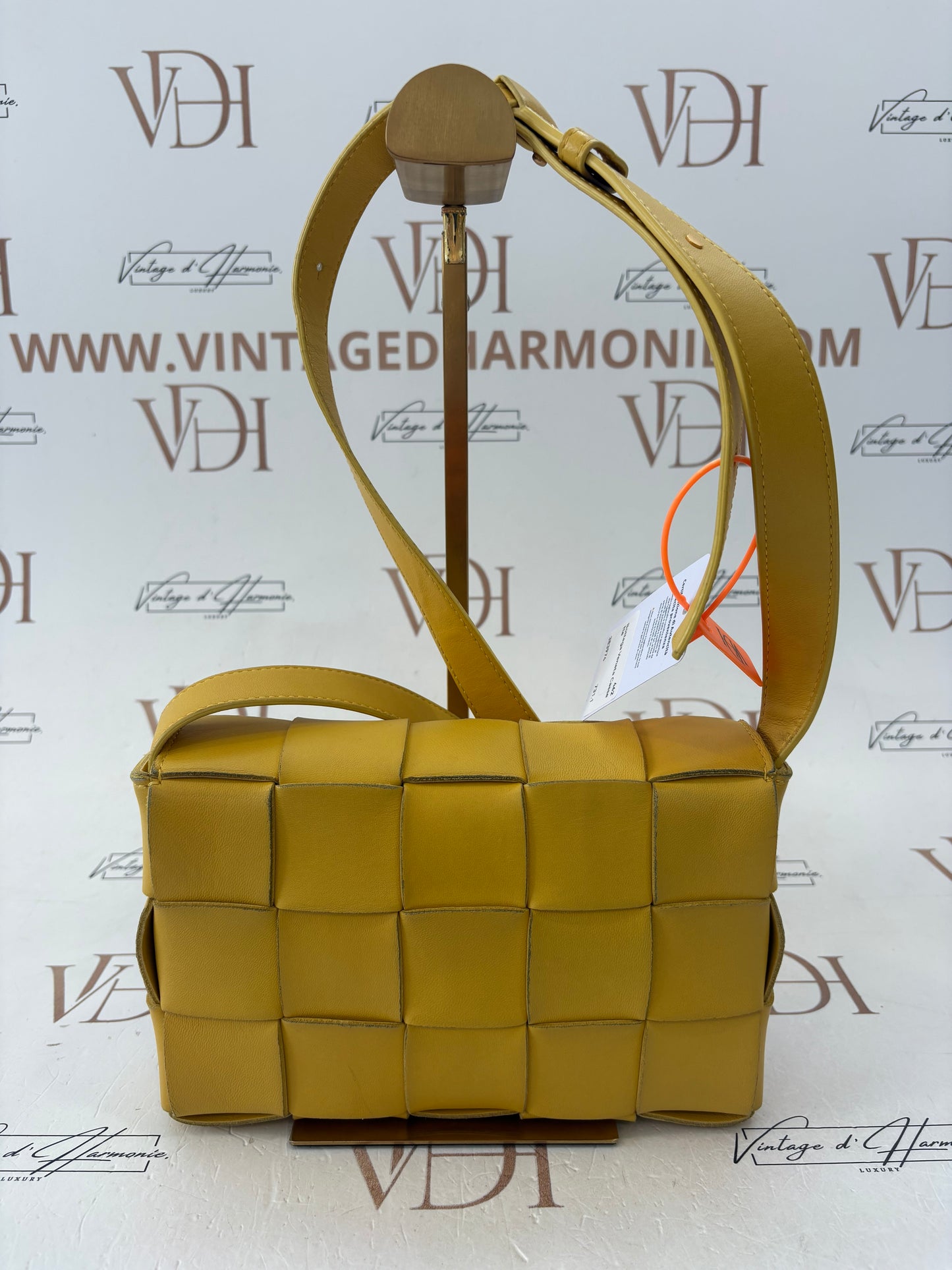 383974 - Bottega Veneta Cassette