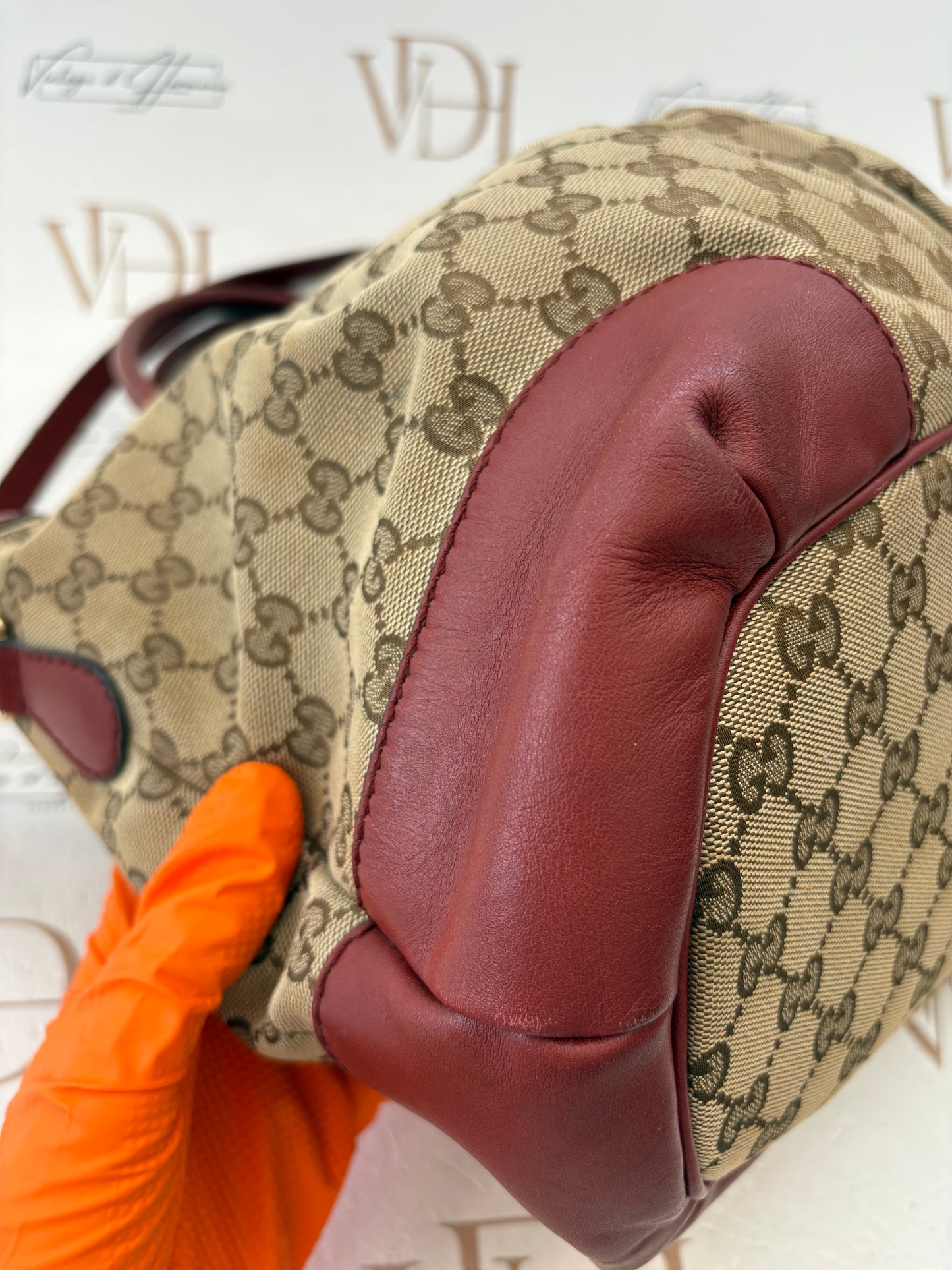 383800 - Gucci Sukey