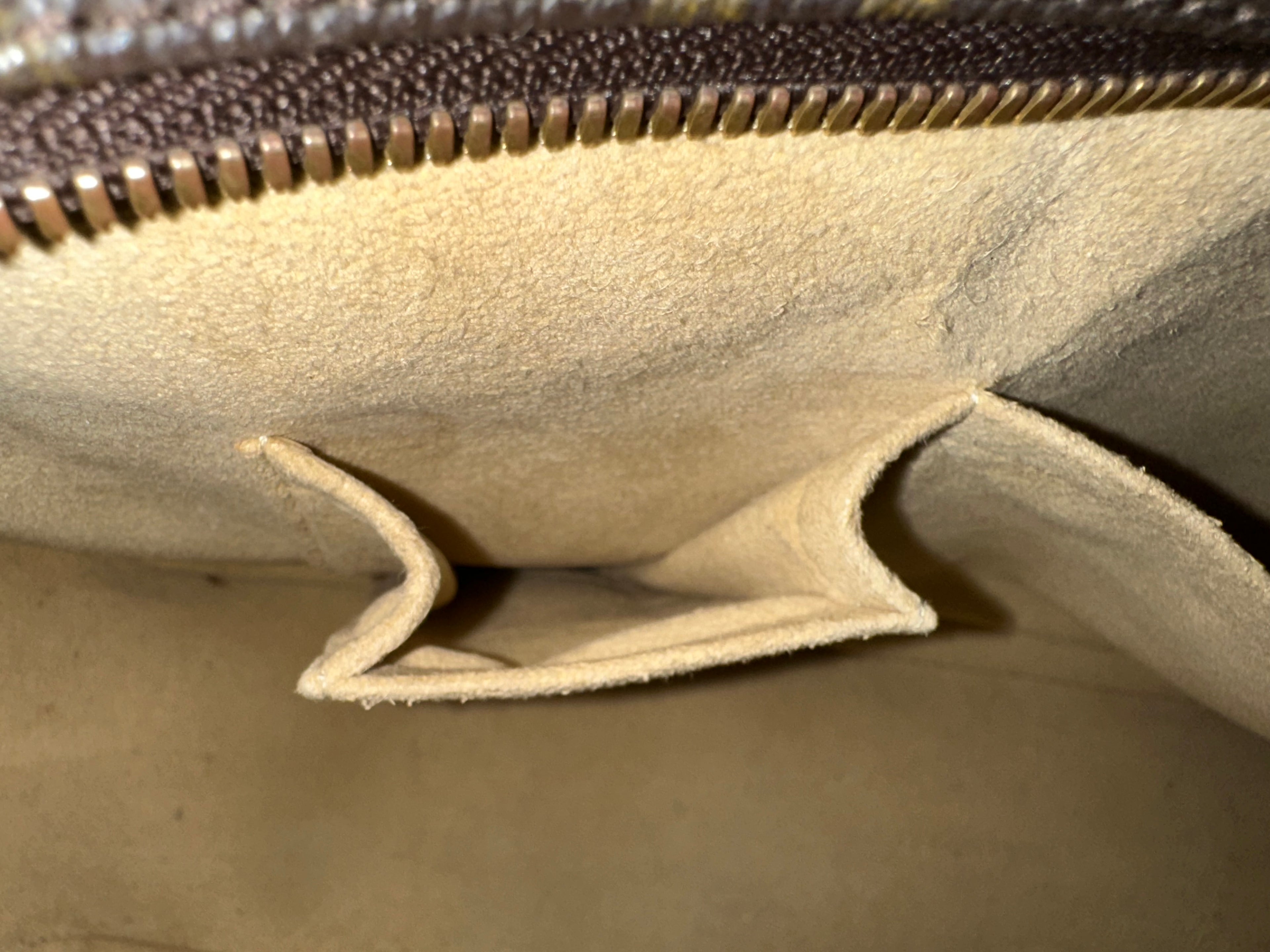 Louis Vuitton Cite GM