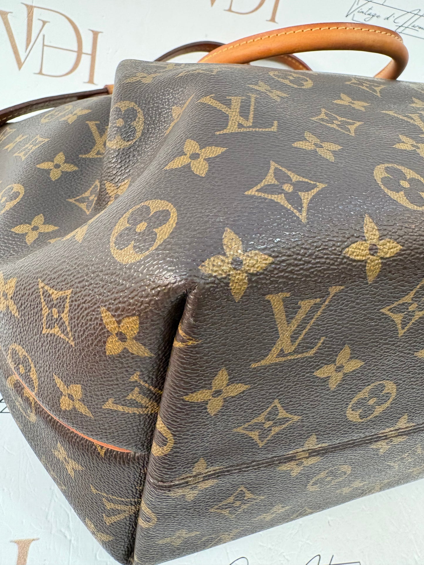 382975 - Louis Vuitton Turenne