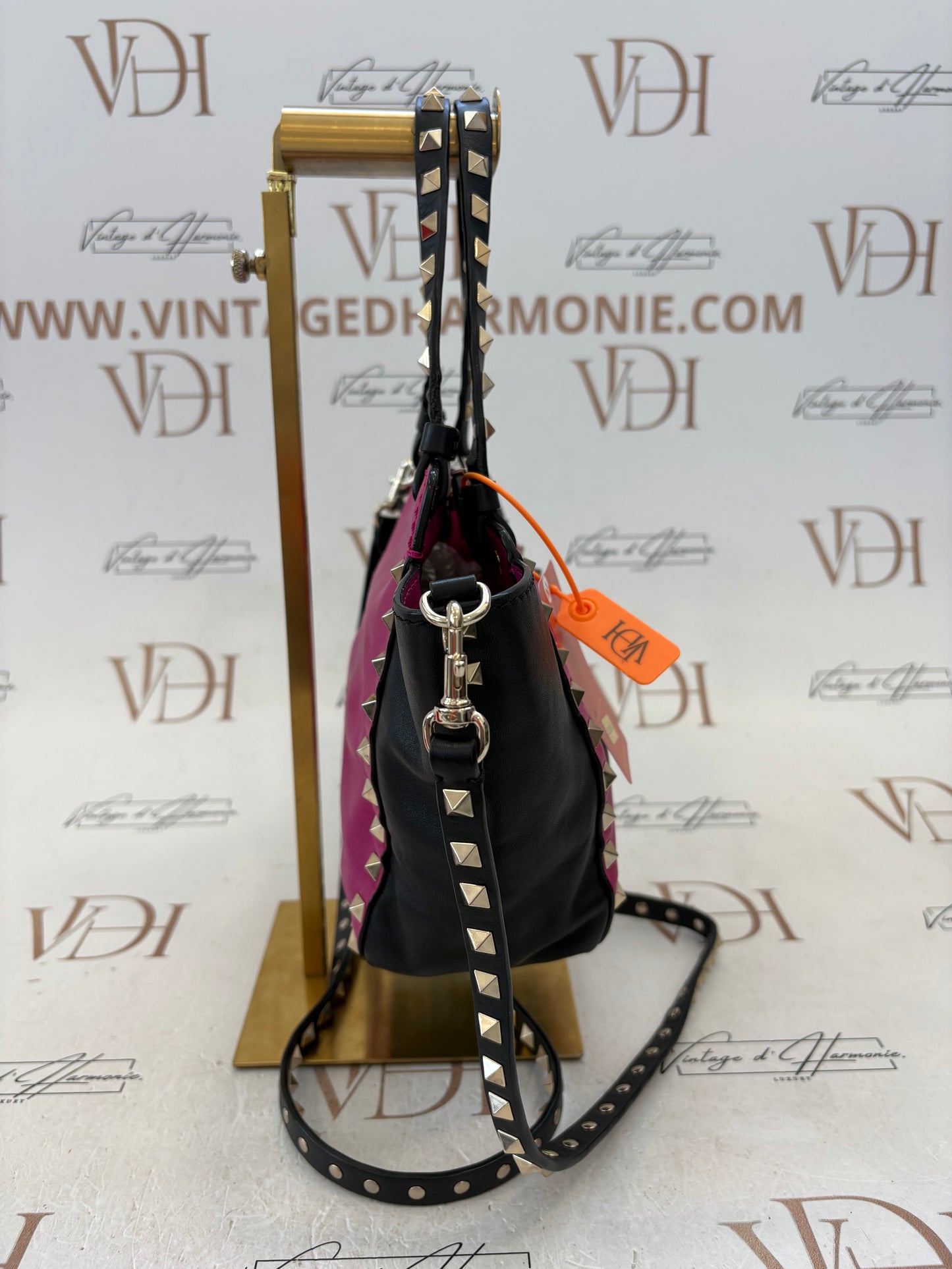 201414 - Valentino Rockstud