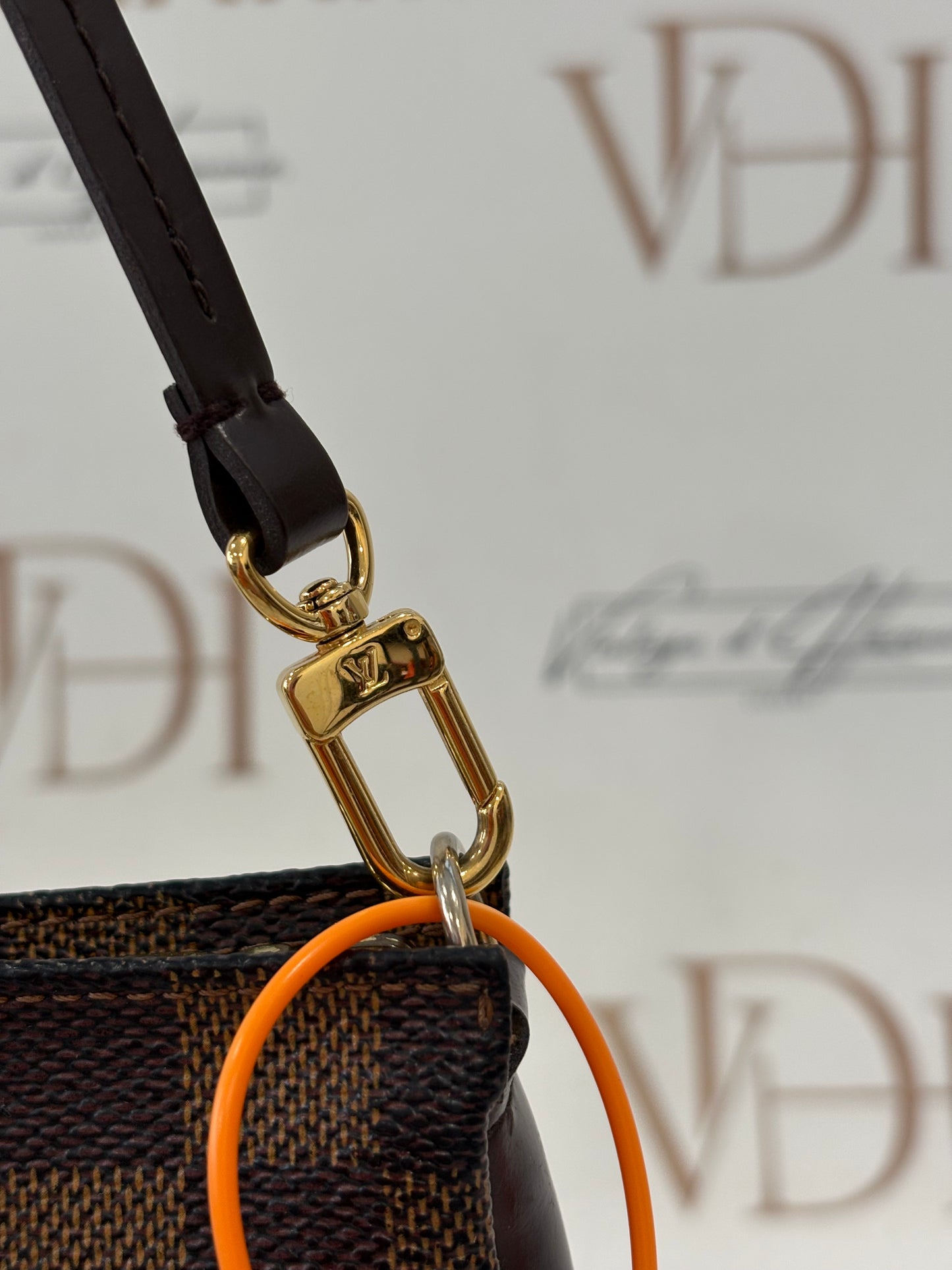 017042 - Louis Vuitton Trousse Makeup