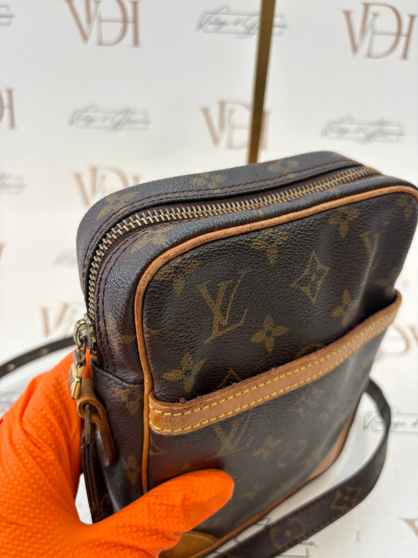 018762 - Louis Vuitton Danube