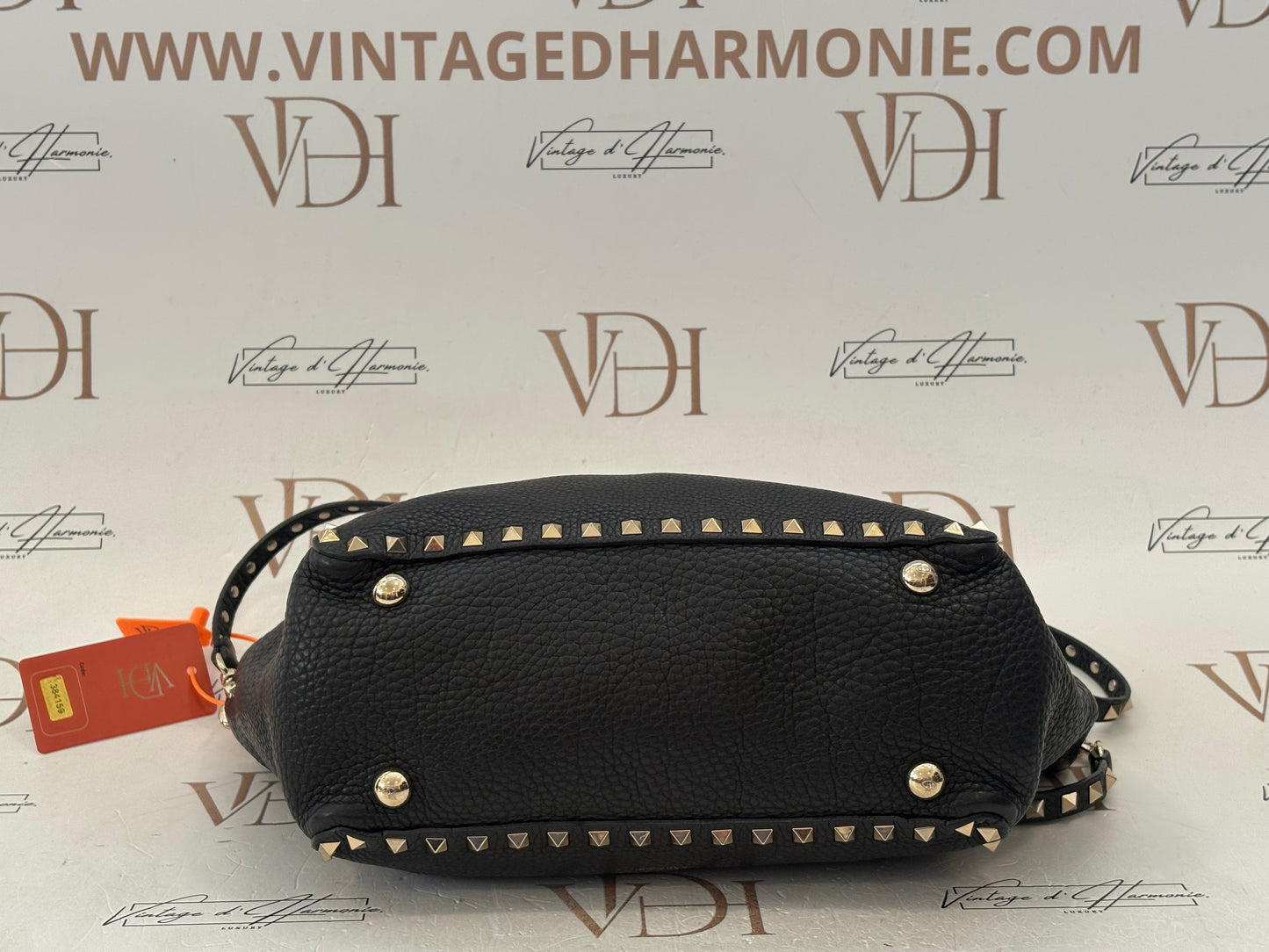 384159 - Valentino Rockstud