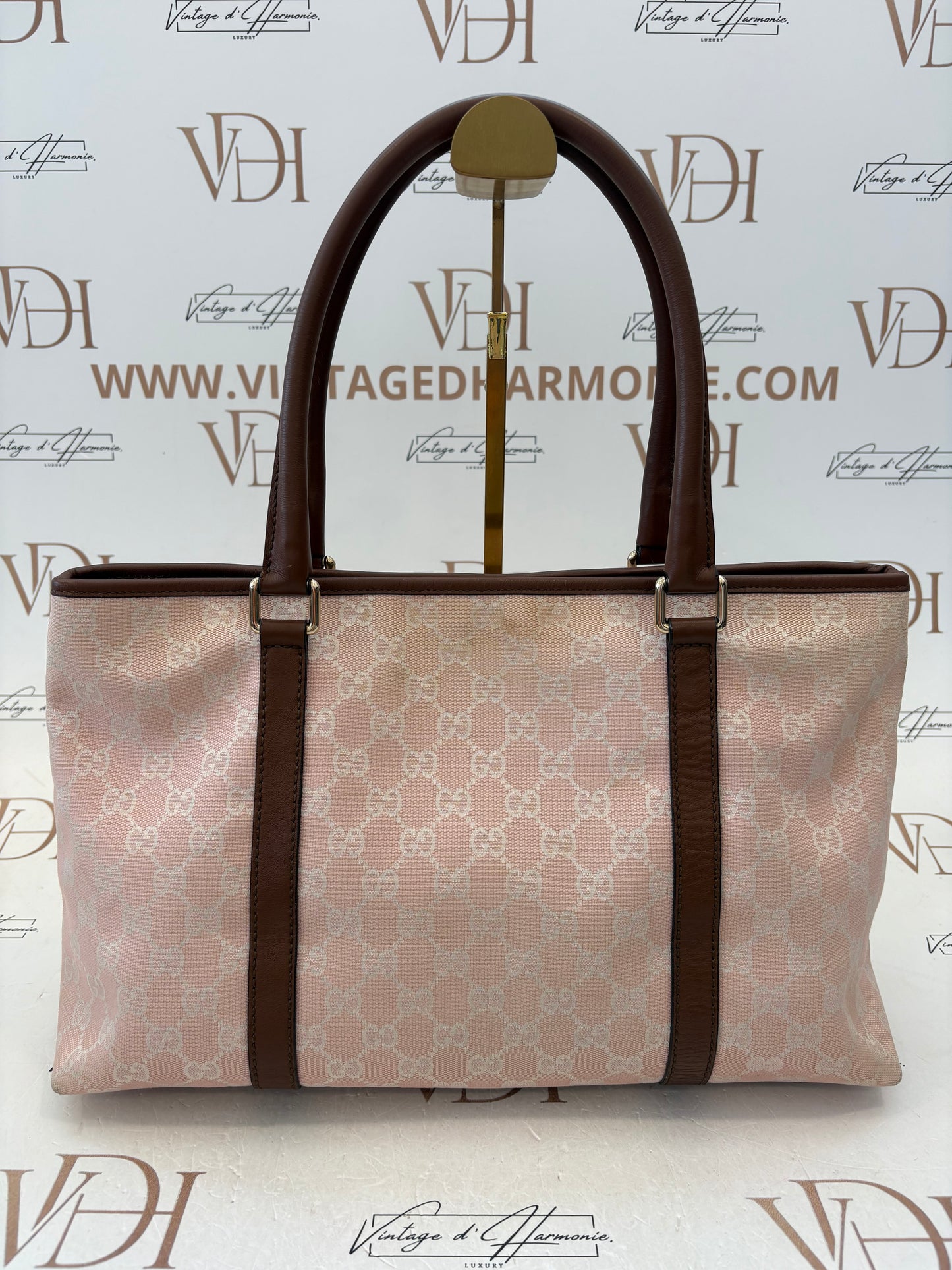 383802 - Gucci Pink
