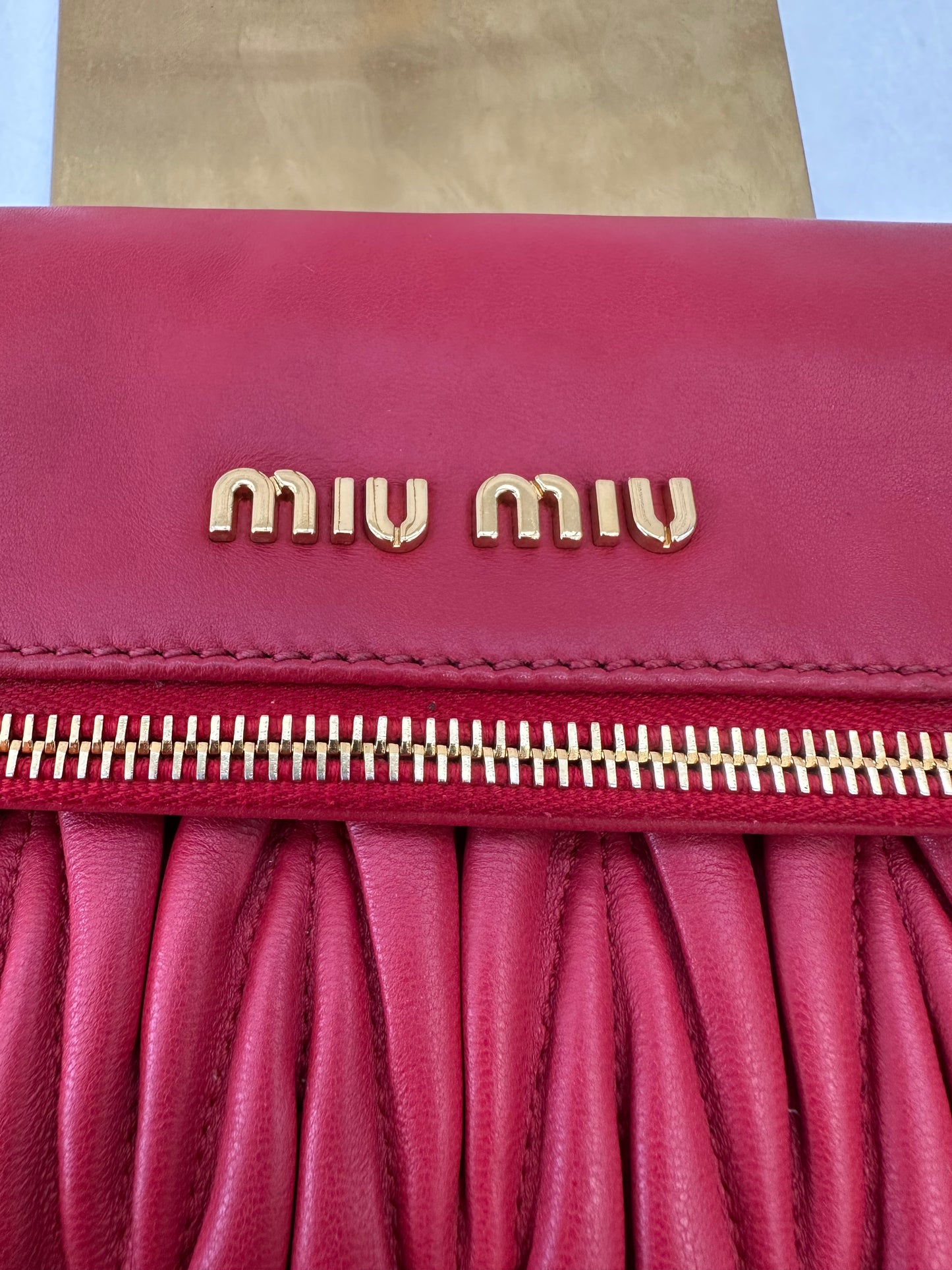 382812 - Miu Miu