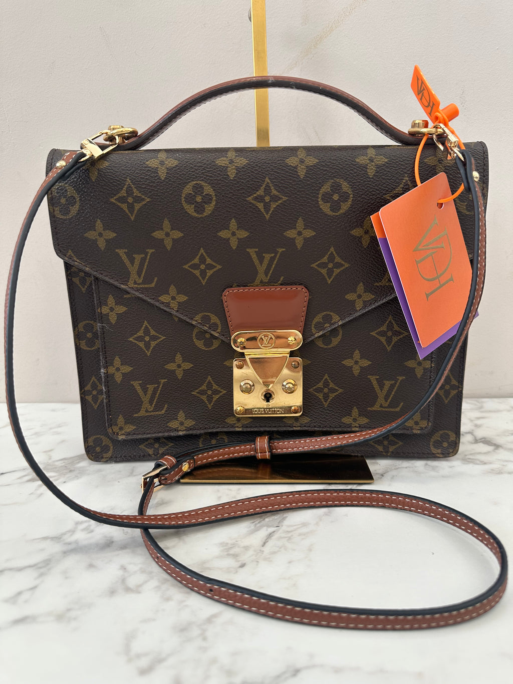 Louis Vuitton Monceau 28