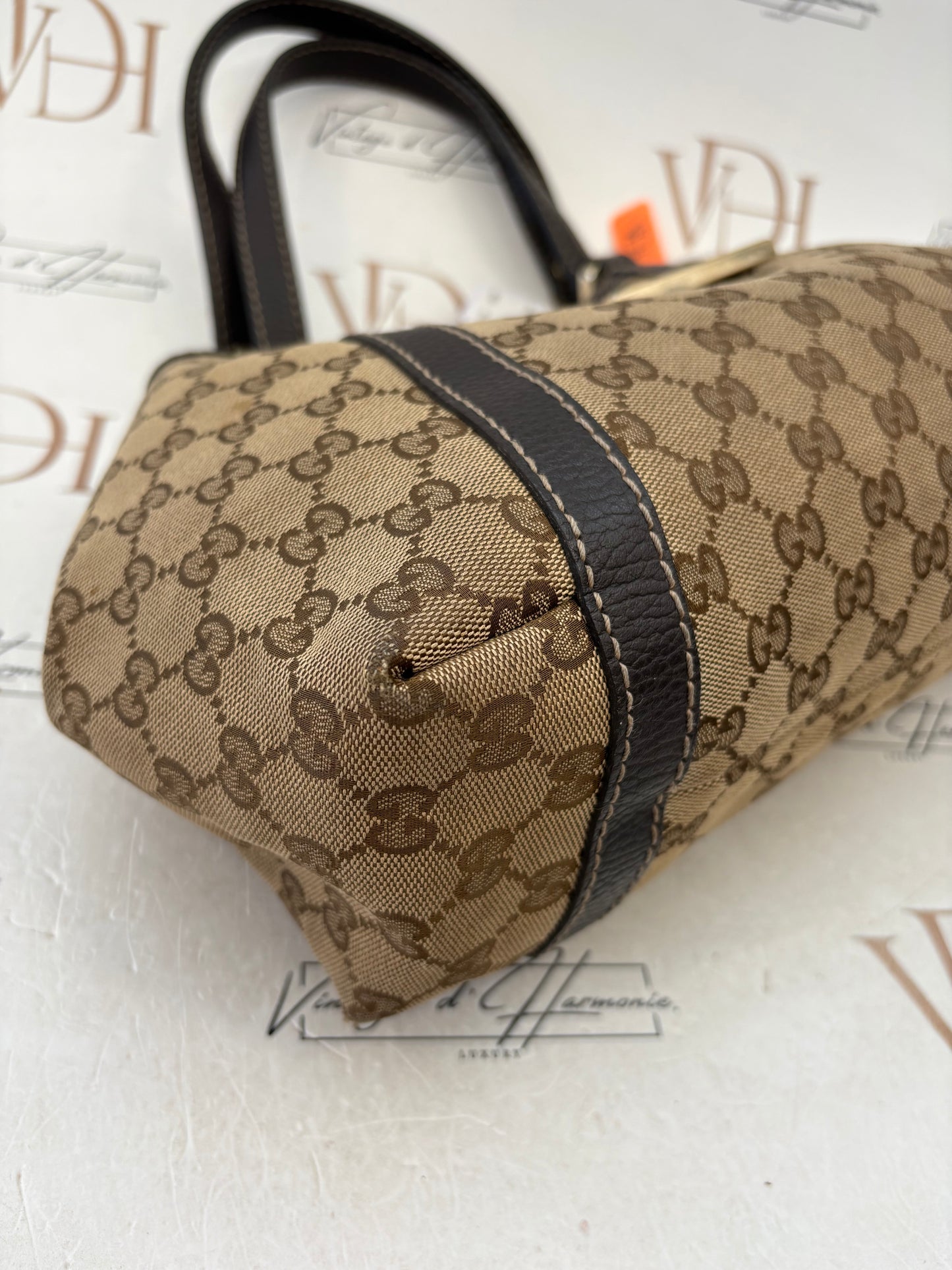 383627 - Gucci Brown