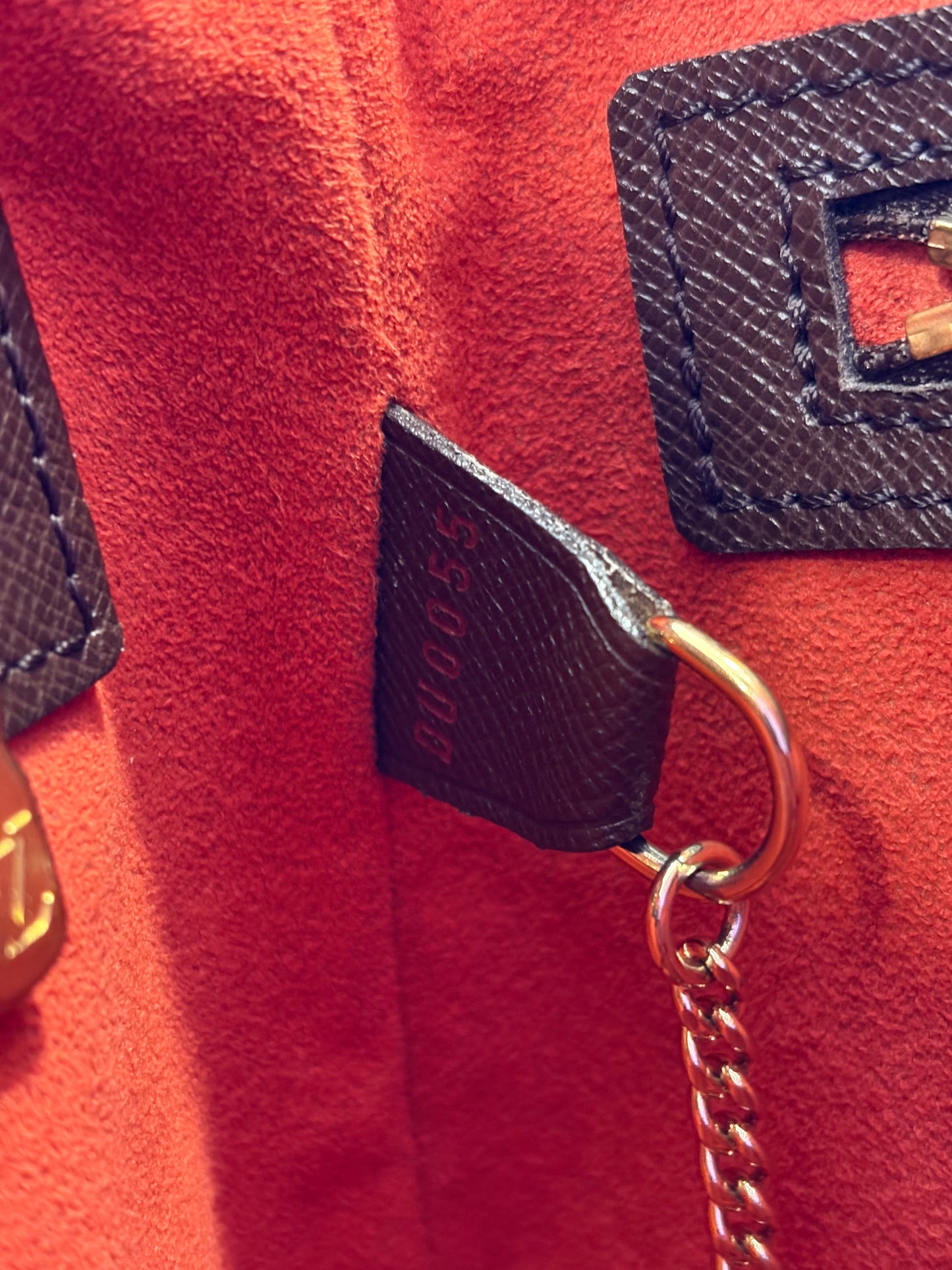 018281 - Louis Vuitton Marais