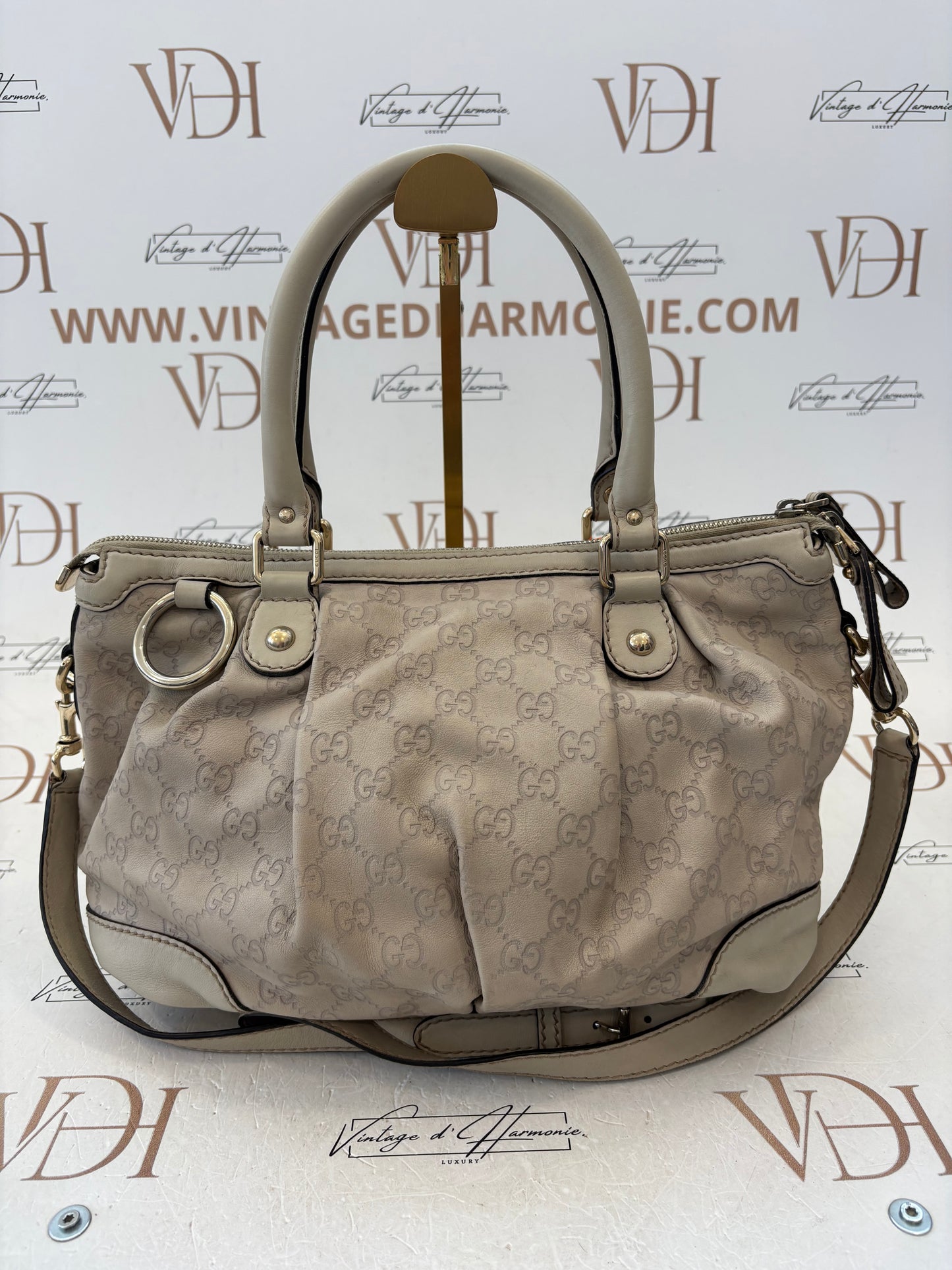 201051 - Gucci Sukey