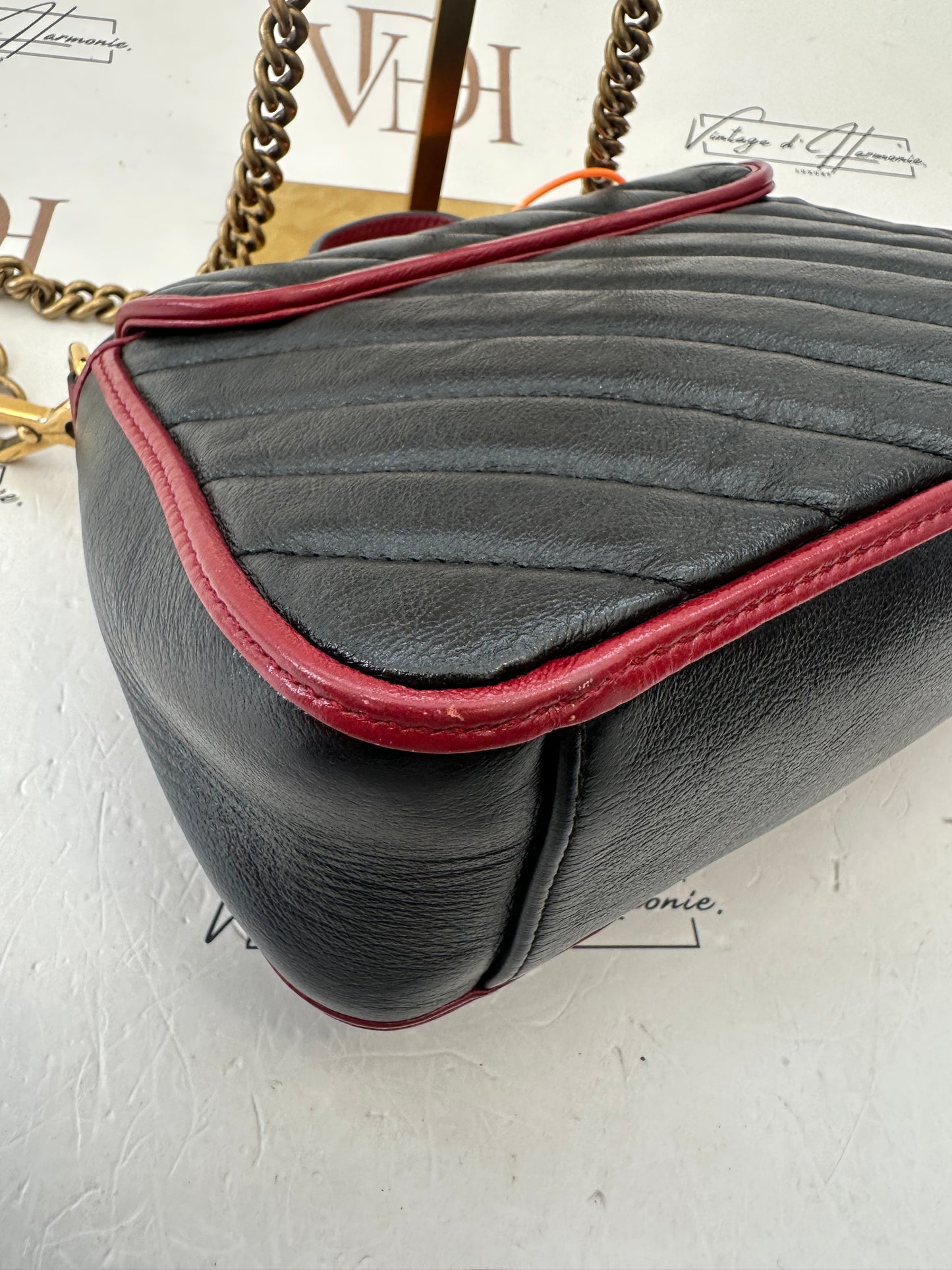 382236 - Gucci Marmont