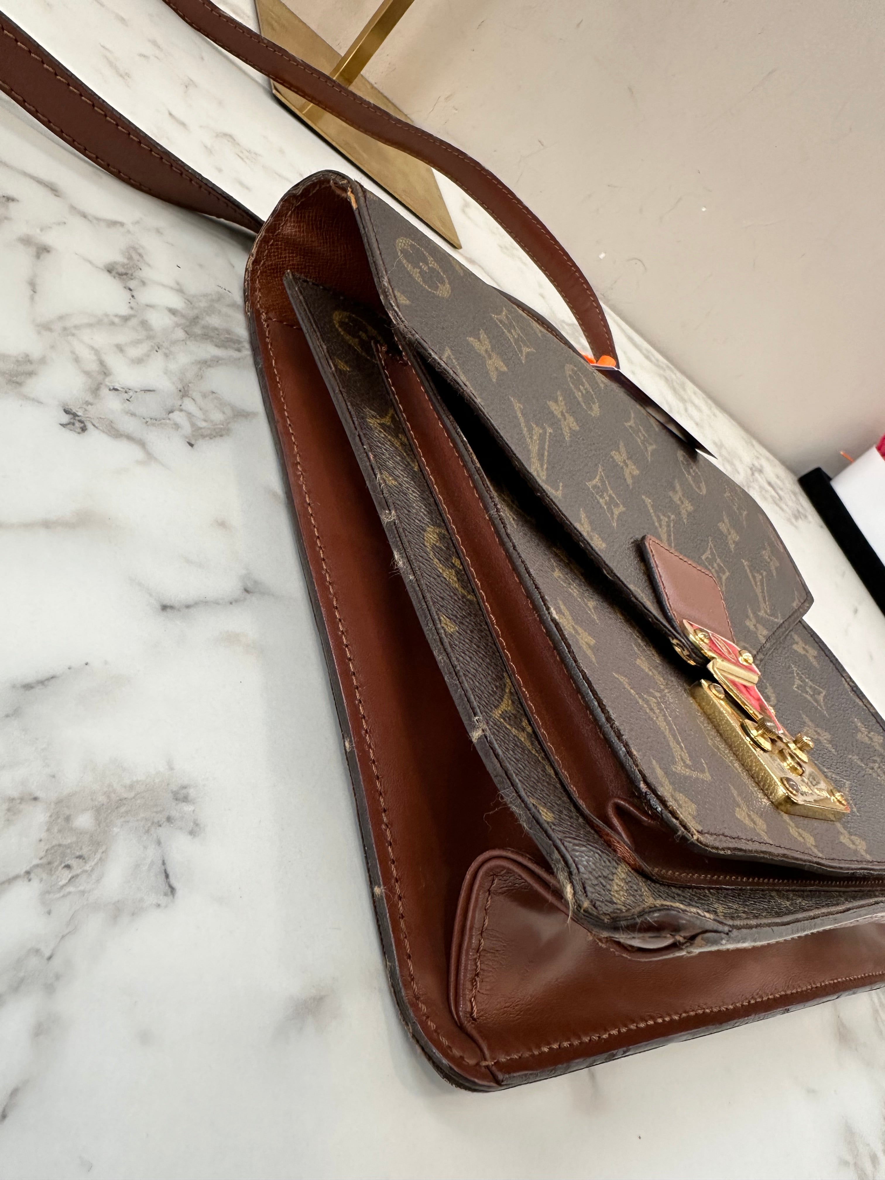 Louis Vuitton Monceau 28