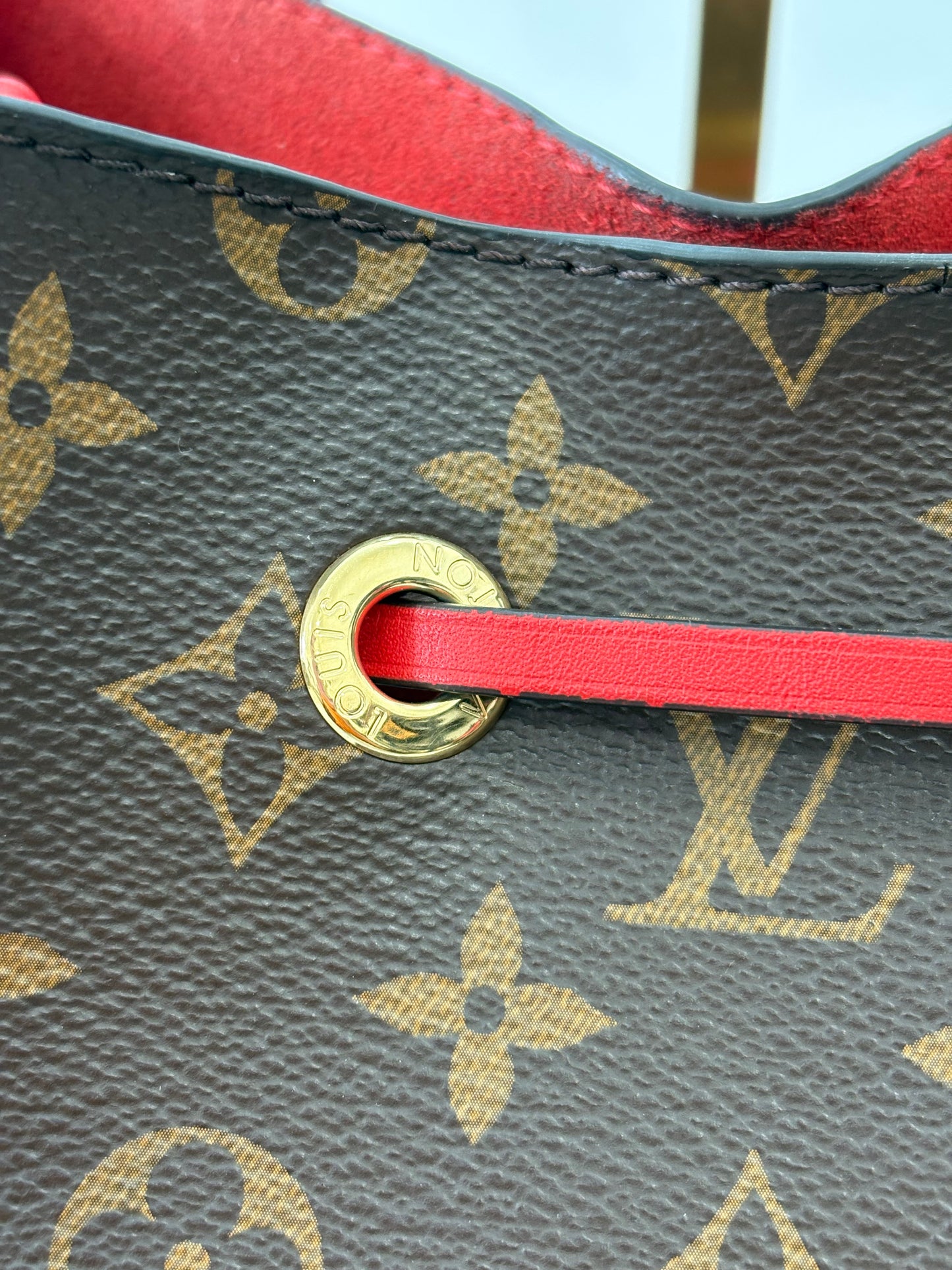 383929 - Louis Vuitton NeoNoé