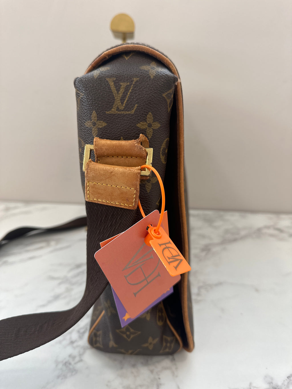 Louis Vuitton Messenger Bosphore