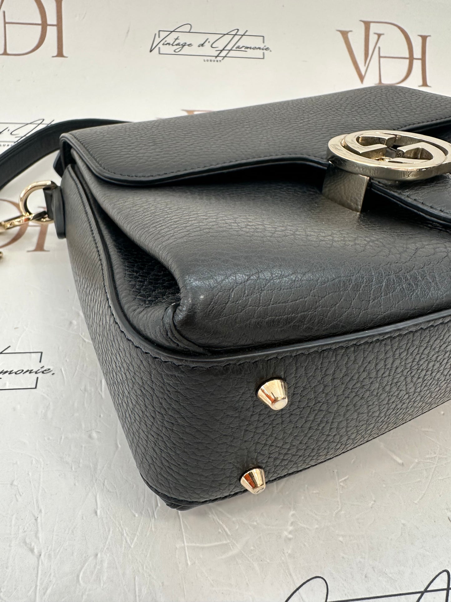 382734 - Gucci Interlocking