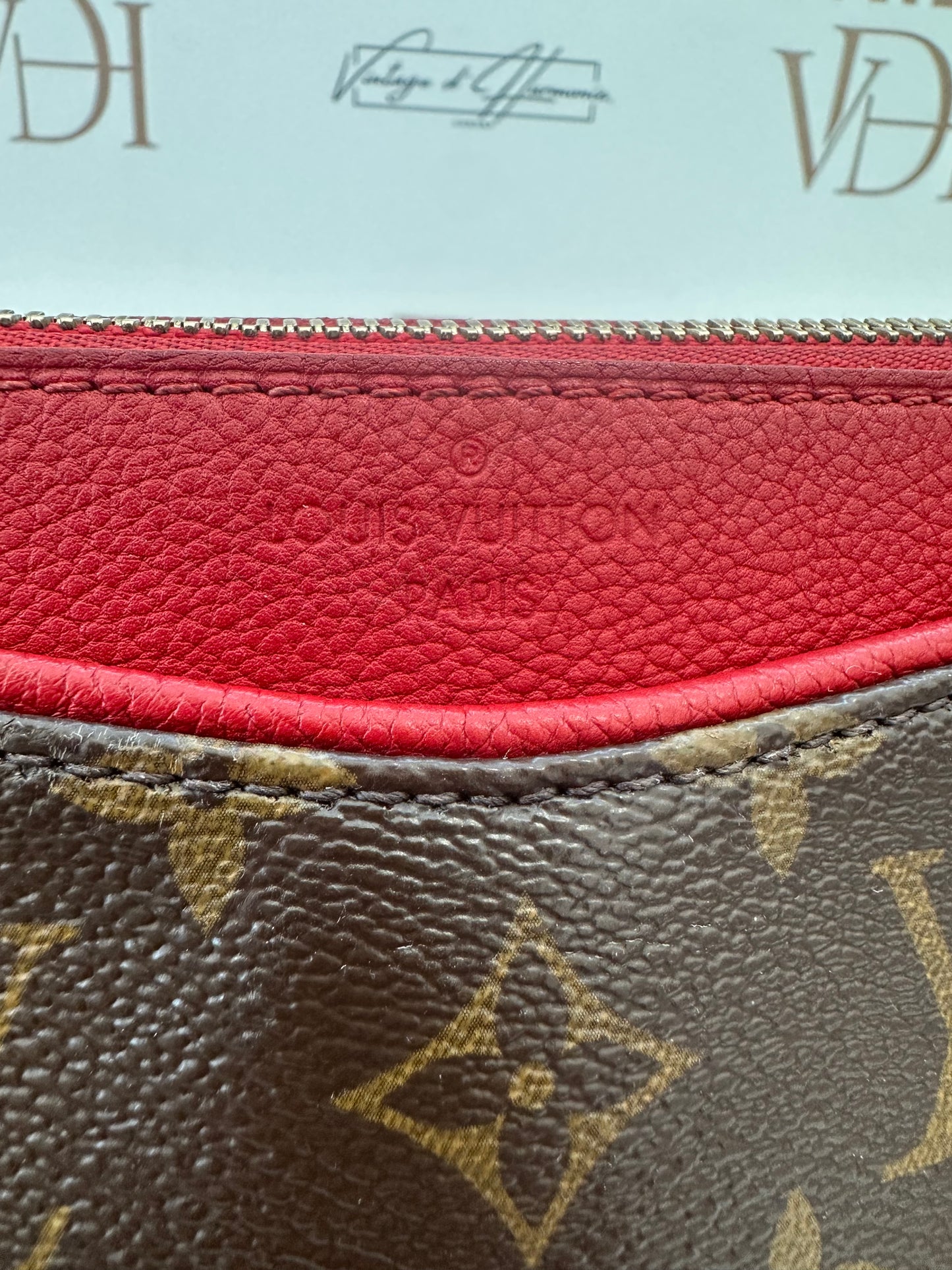 382655 - Louis Vuitton Pallas