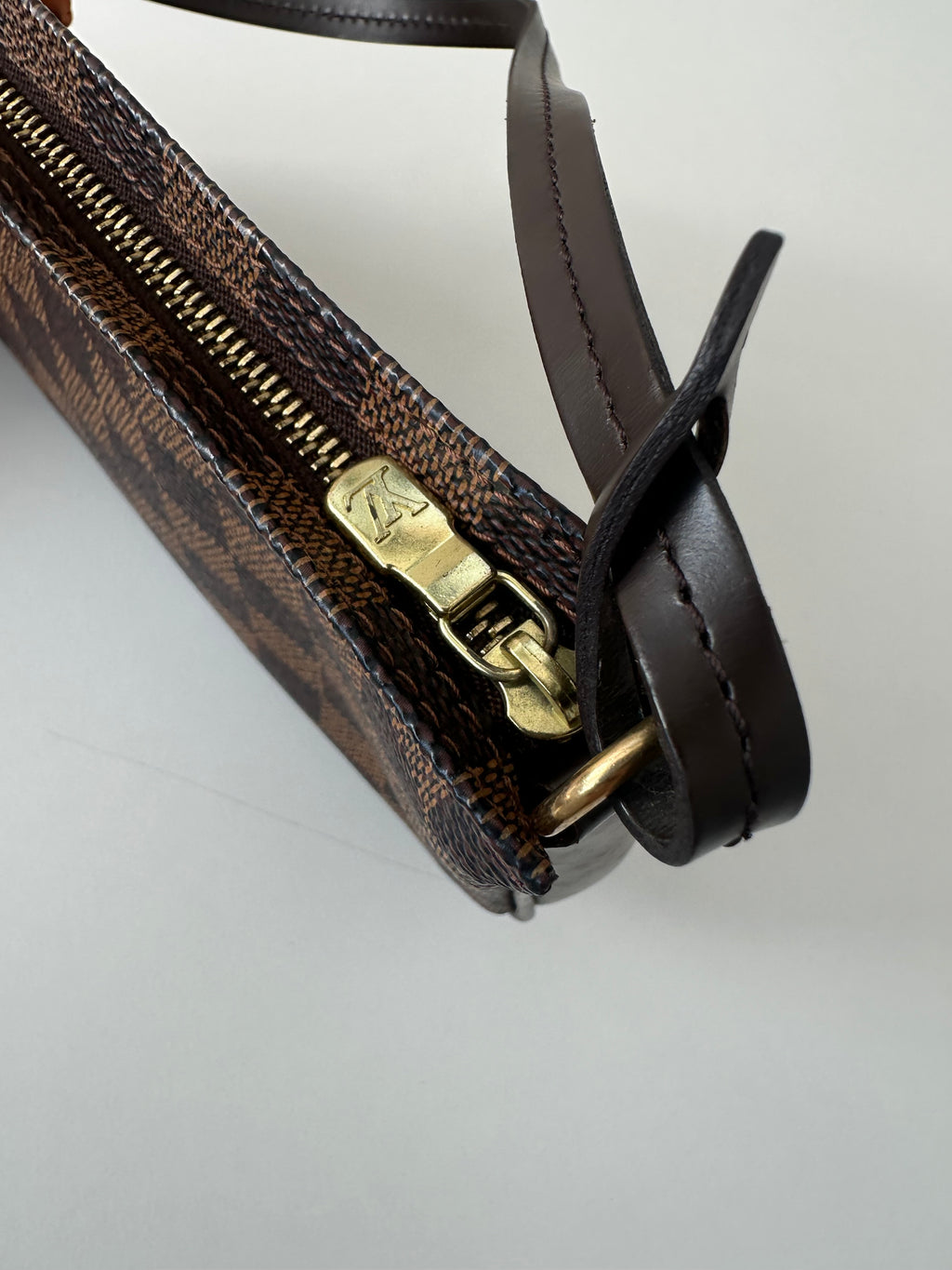 Louis Vuitton Navona Damier