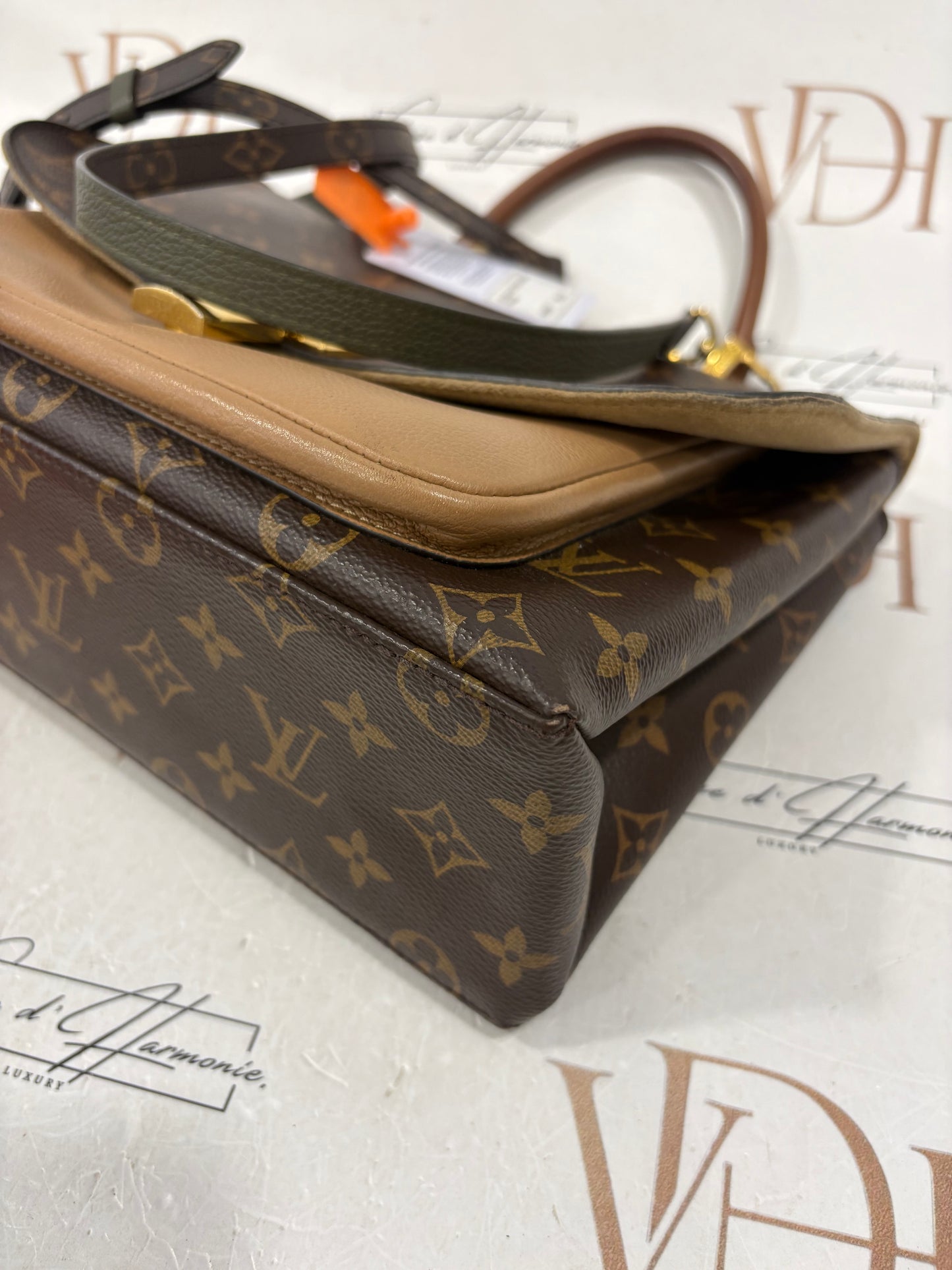 200987 - Louis Vuitton Marignan