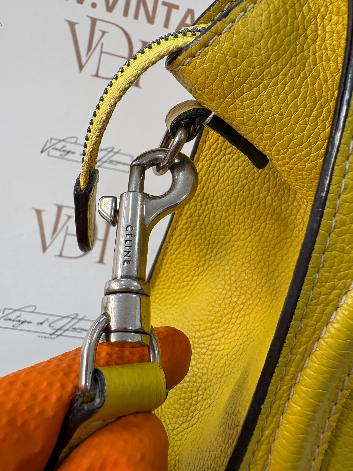 383406 - Céline Luggage