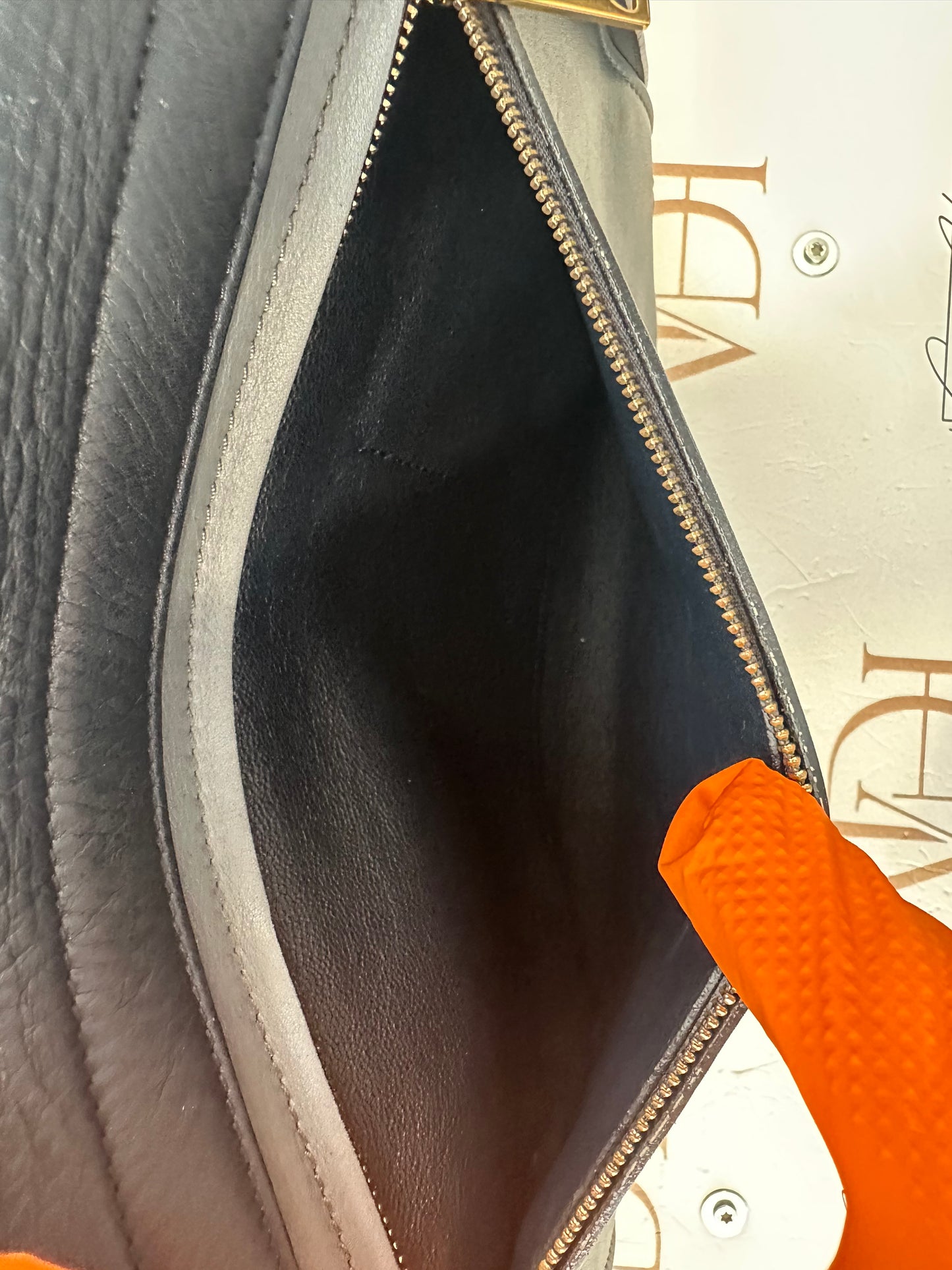 382607 - Celine Trapeze