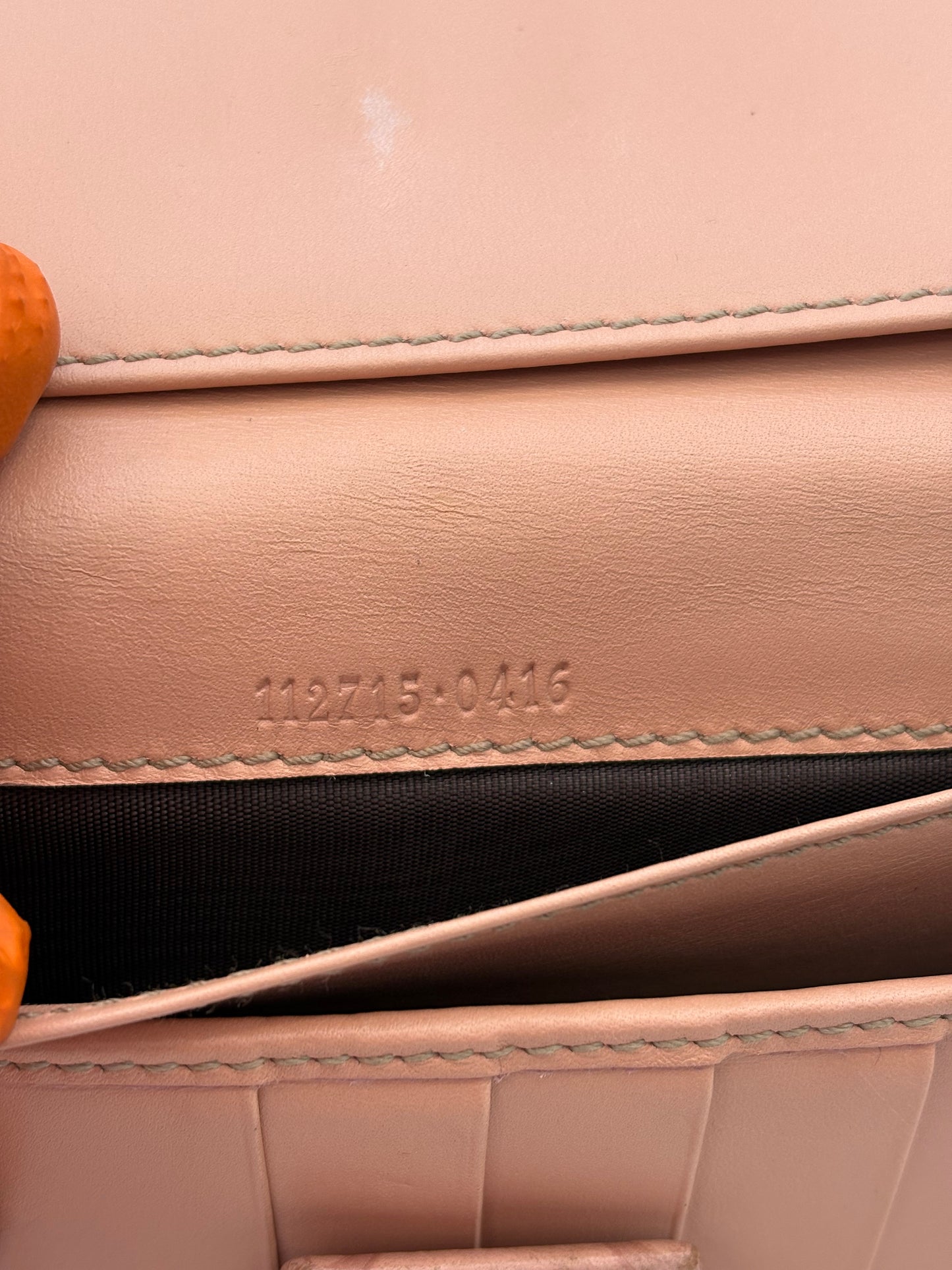 383014 - Gucci Wallet