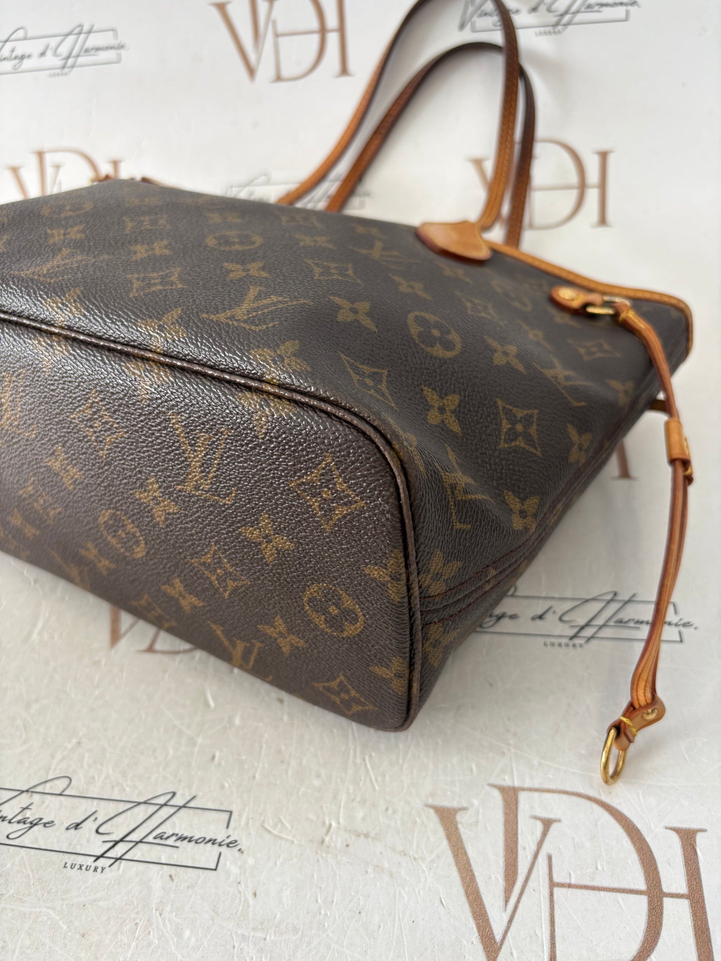 018400 - Louis Vuitton Neverfull PM