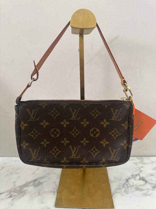 Louis Vuitton Pochette