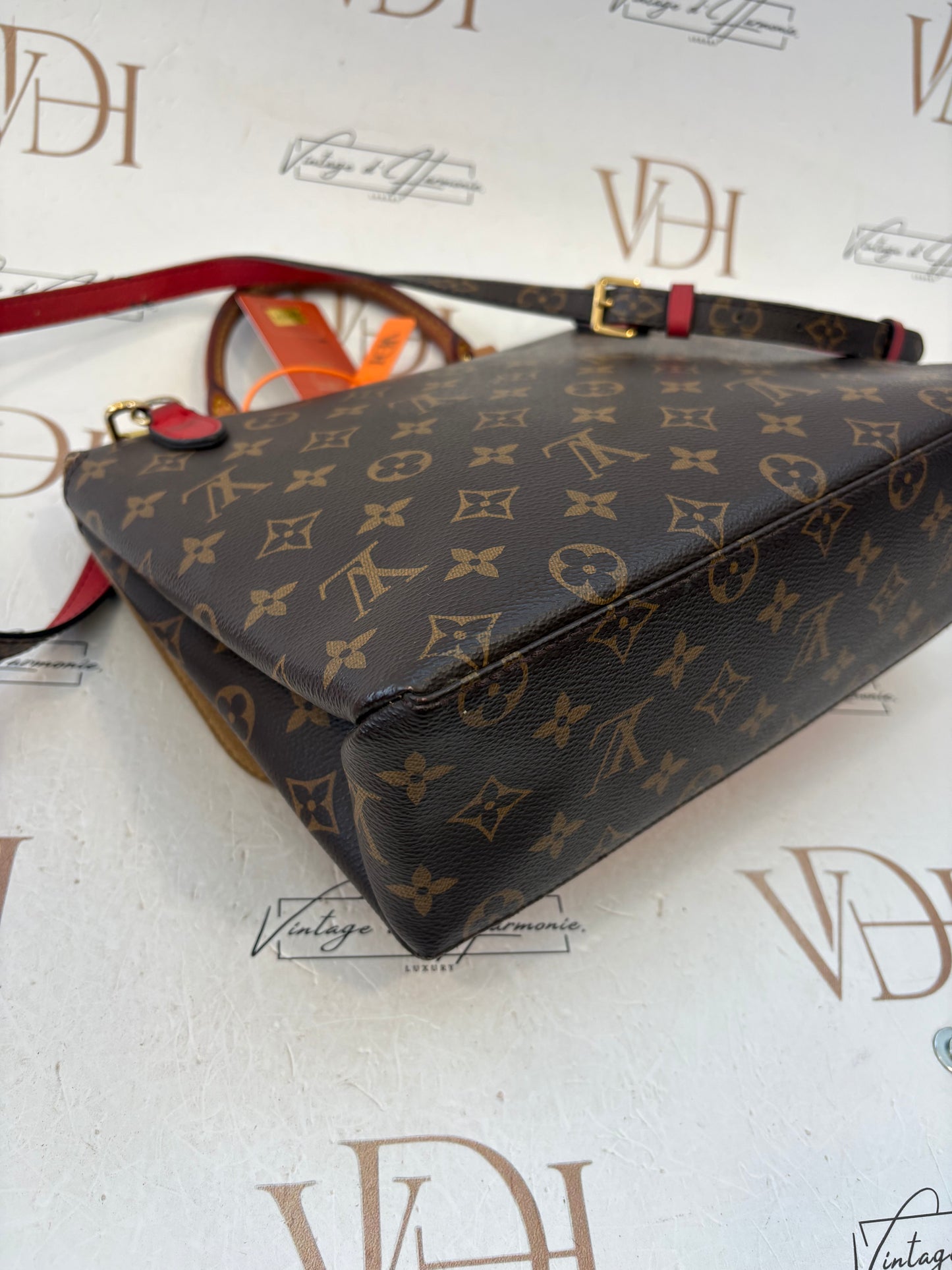 384254 - Louis Vuitton Marignan