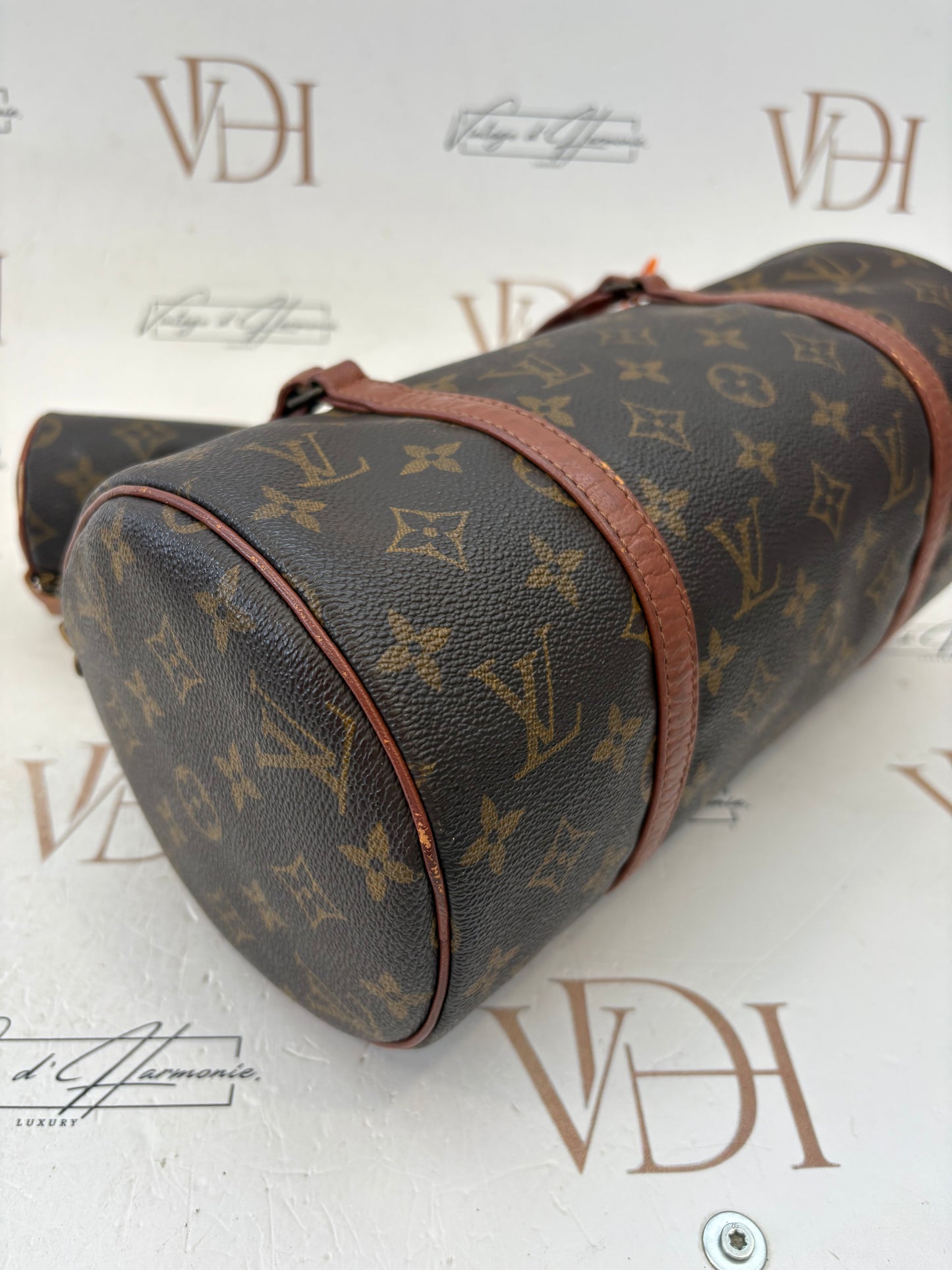 018324 - Louis Vuitton Papillon 30