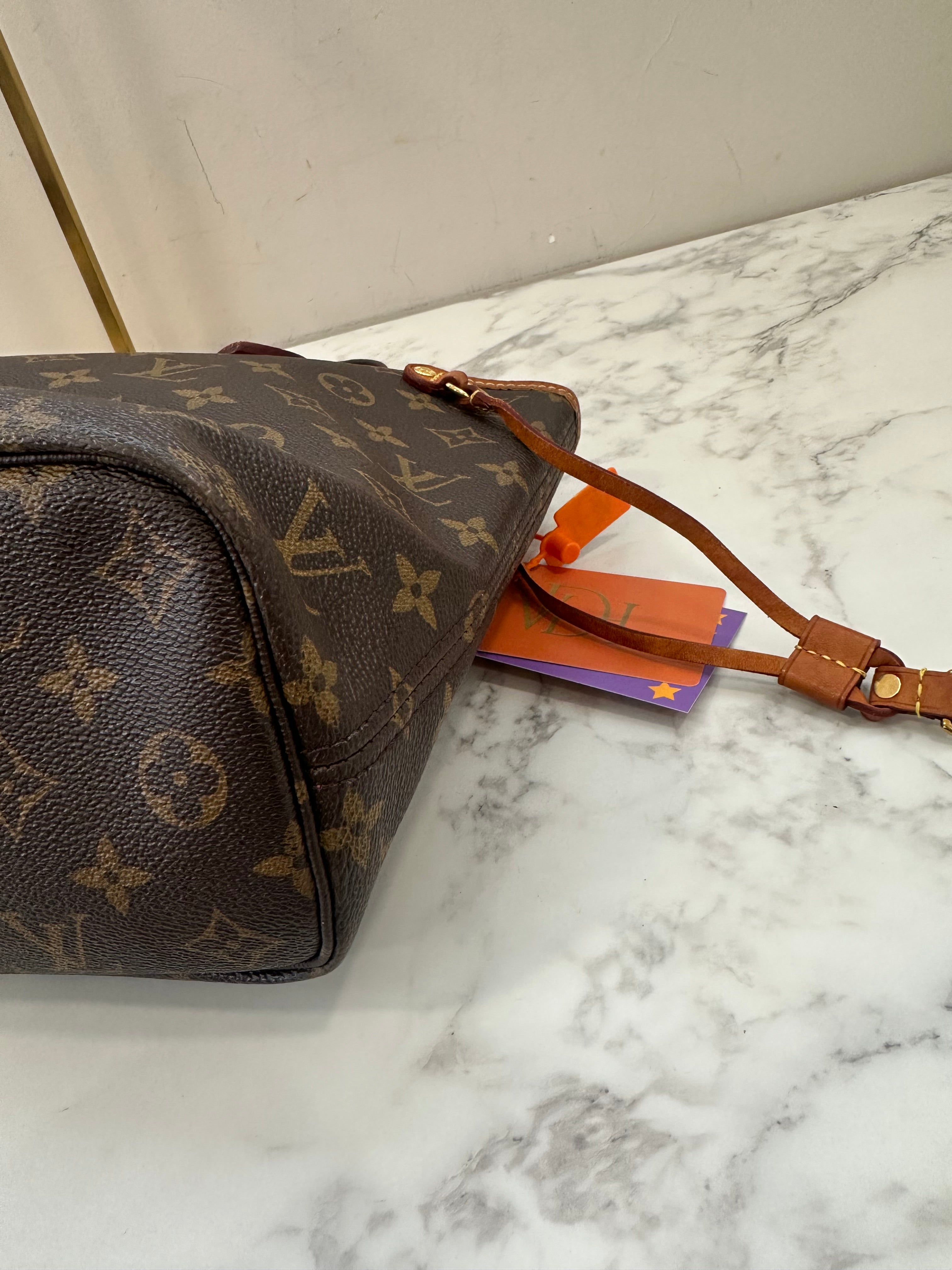 Louis Vuitton Neverfull PM