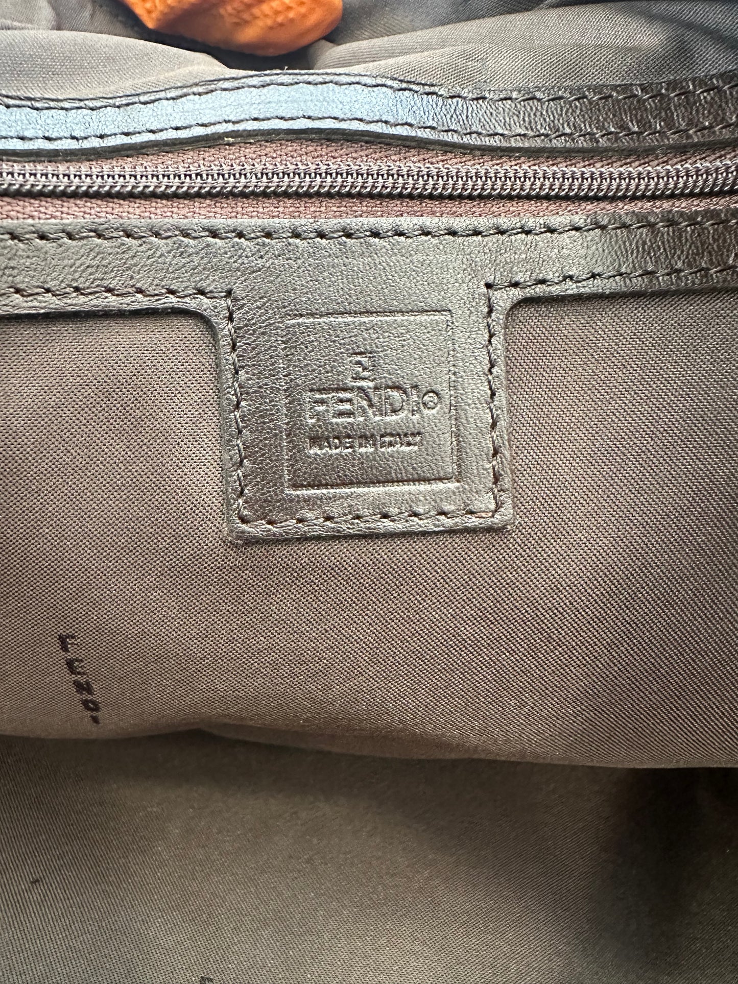 102492 - Fendi Messenger